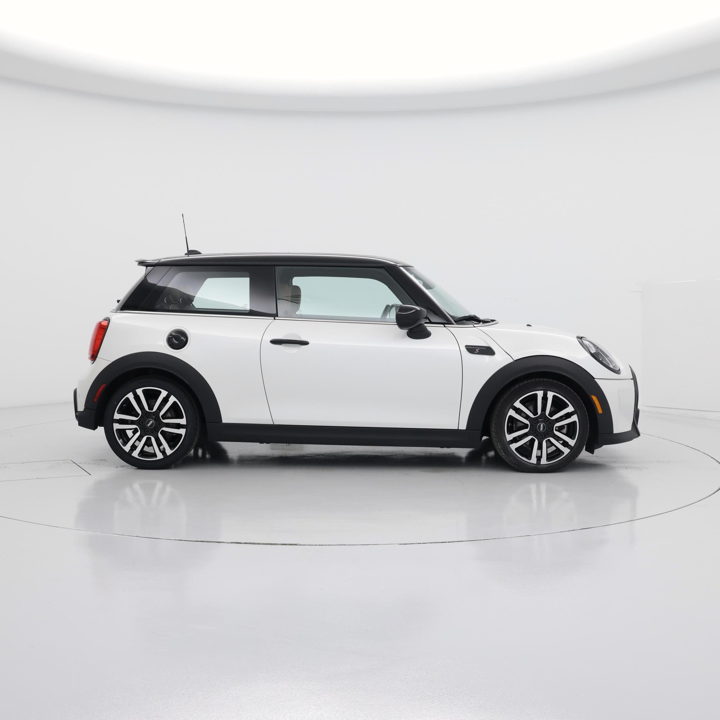 Thumbnail: 2024 MINI Cooper Hardtop - 7