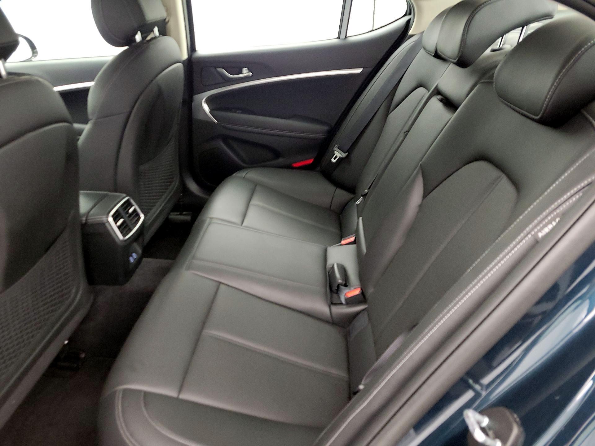 Thumbnail: 2025 Genesis G70 - 20