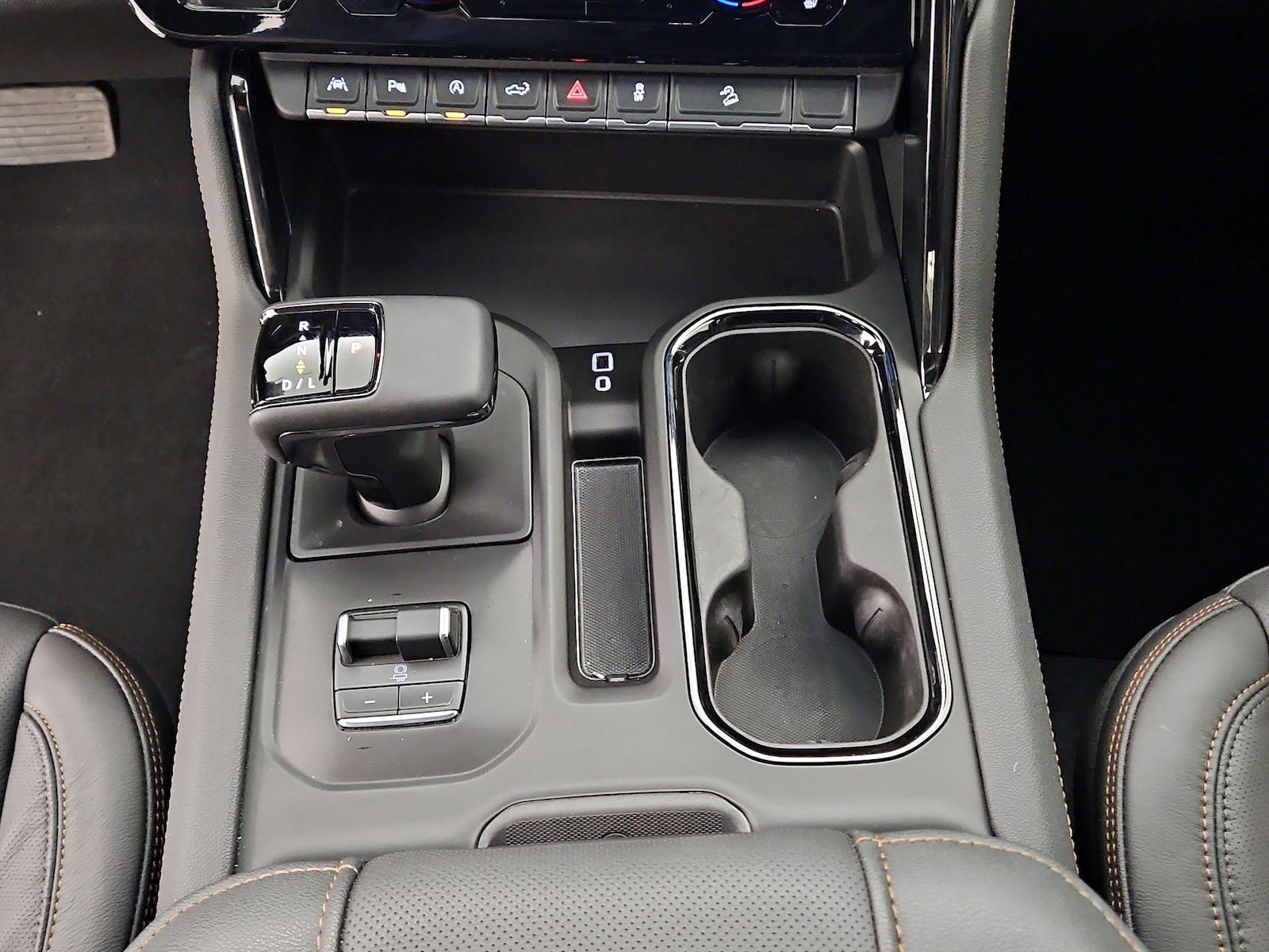 2026 GMC Sierra 1500 AT4 - Photo 19