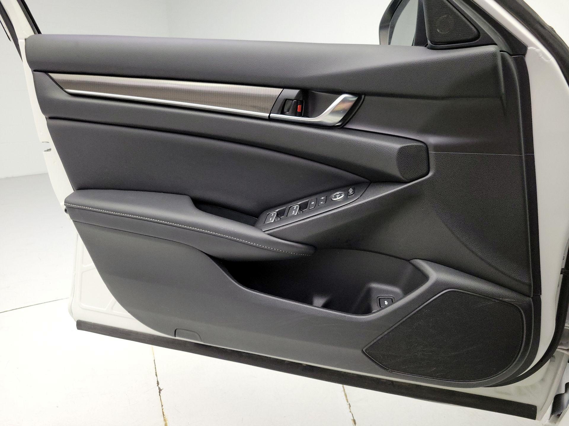 Thumbnail: 2022 Honda Accord - 12