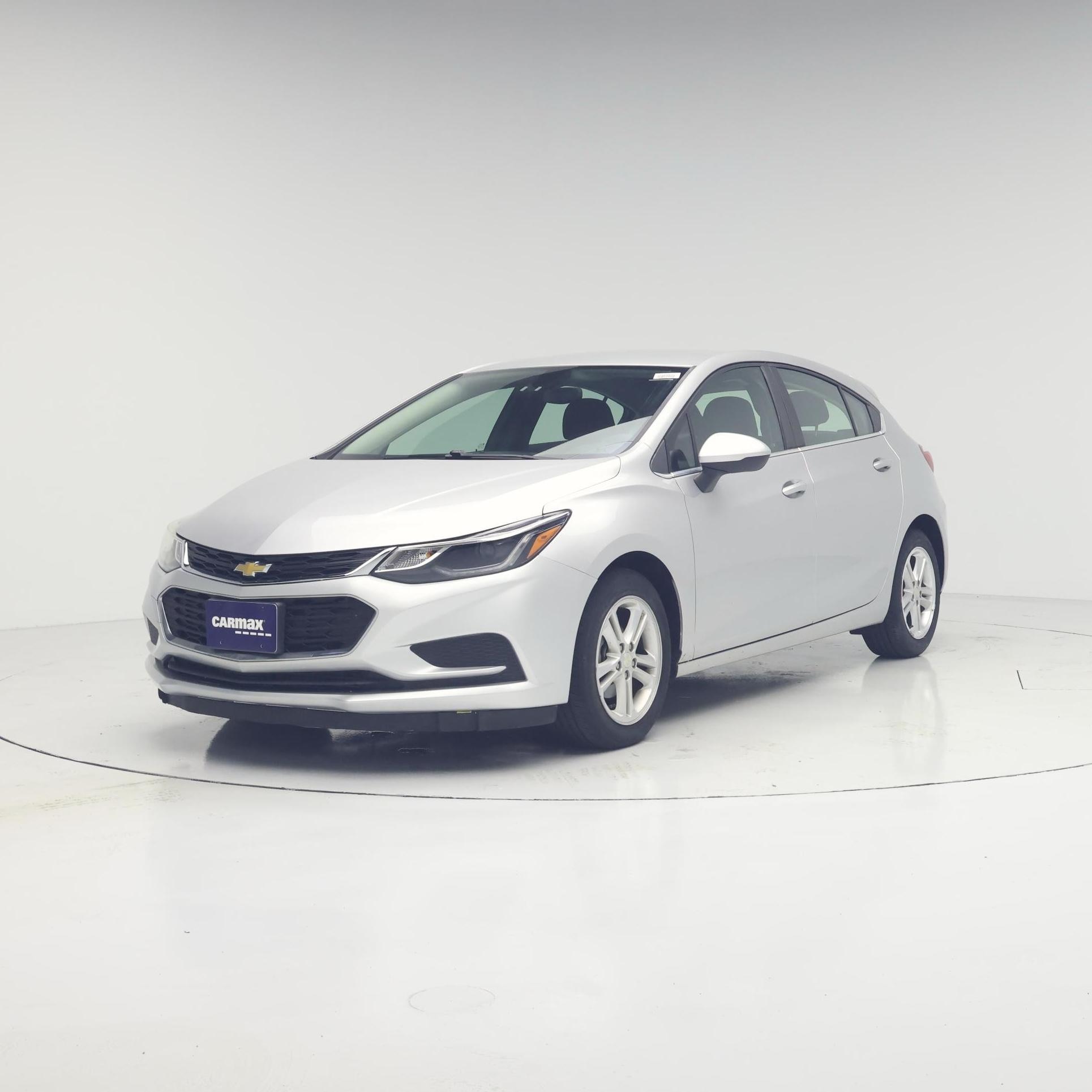 Thumbnail: 2017 Chevrolet Cruze - 4