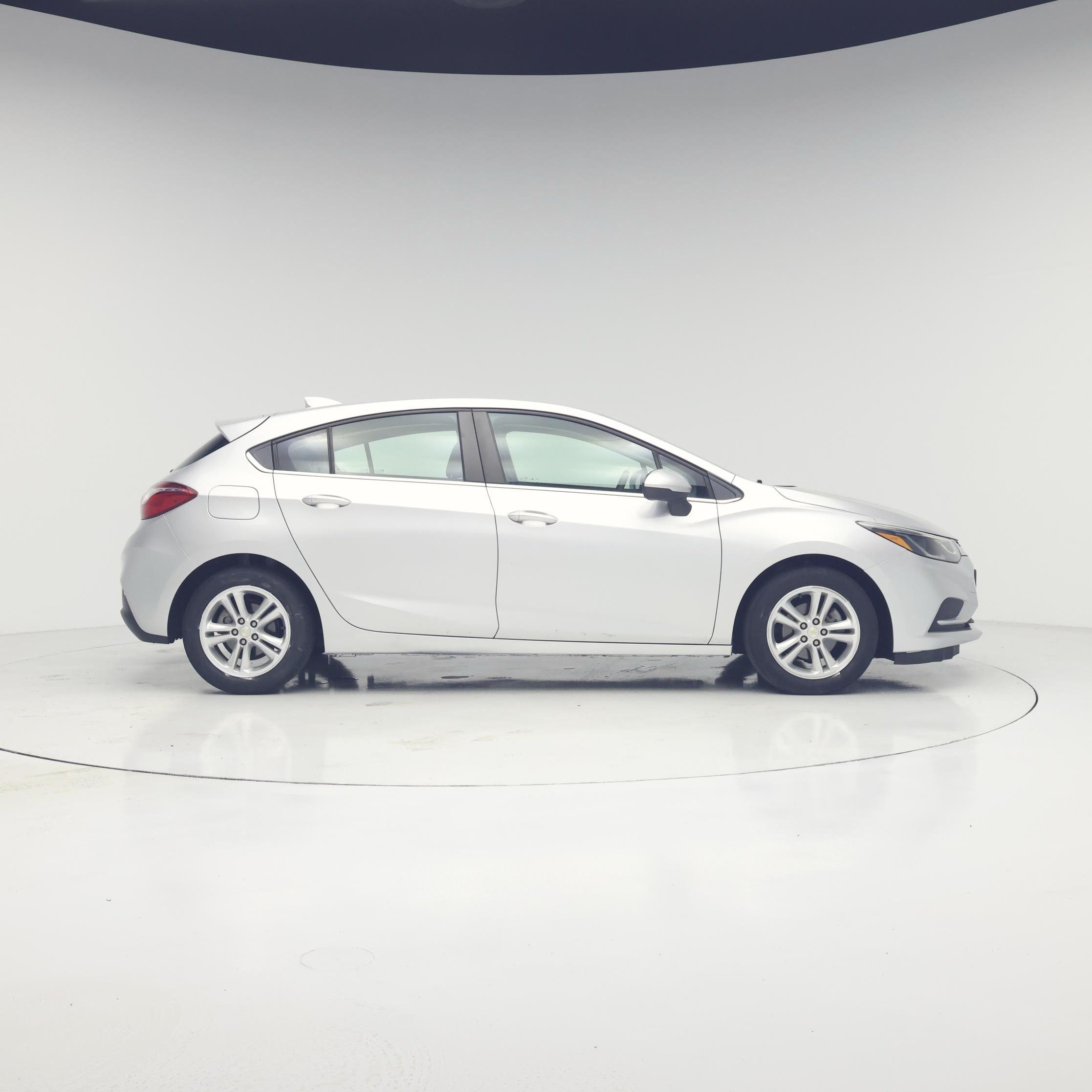 Thumbnail: 2017 Chevrolet Cruze - 7