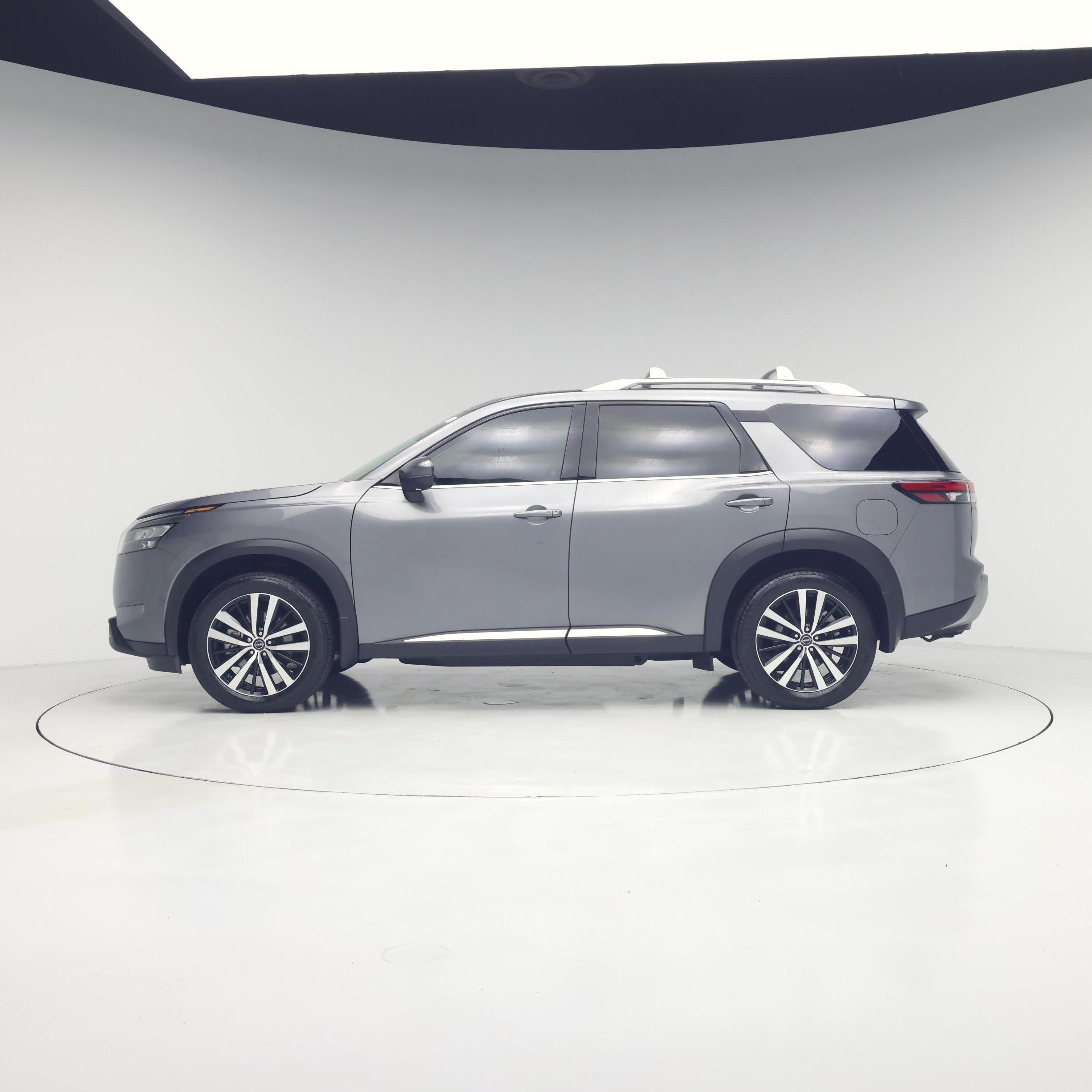 Thumbnail: 2025 Nissan Pathfinder - 3