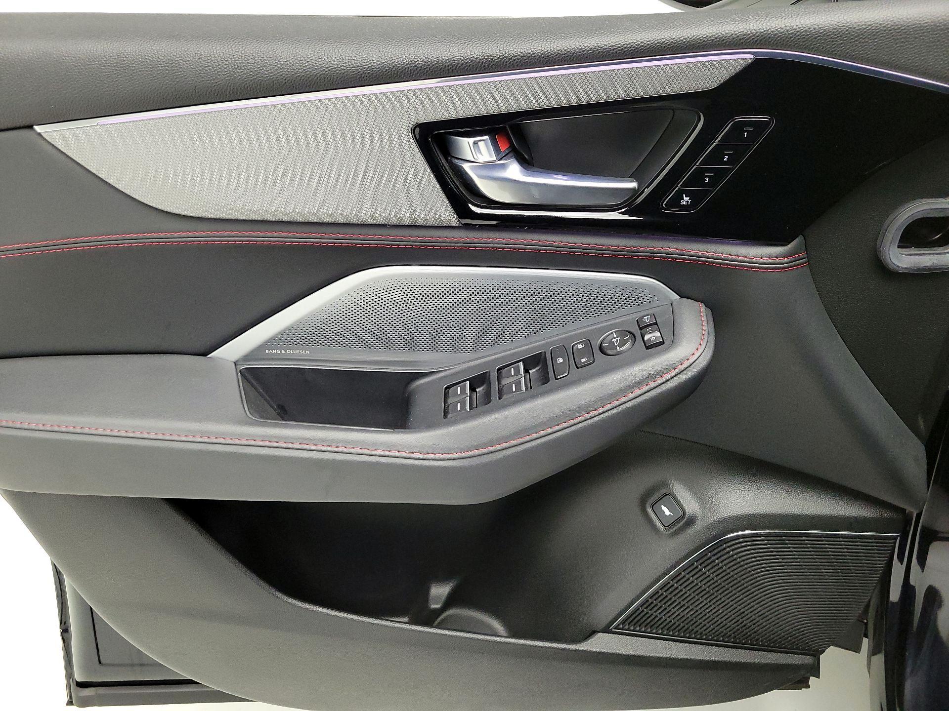 Thumbnail: 2025 Acura MDX - 12