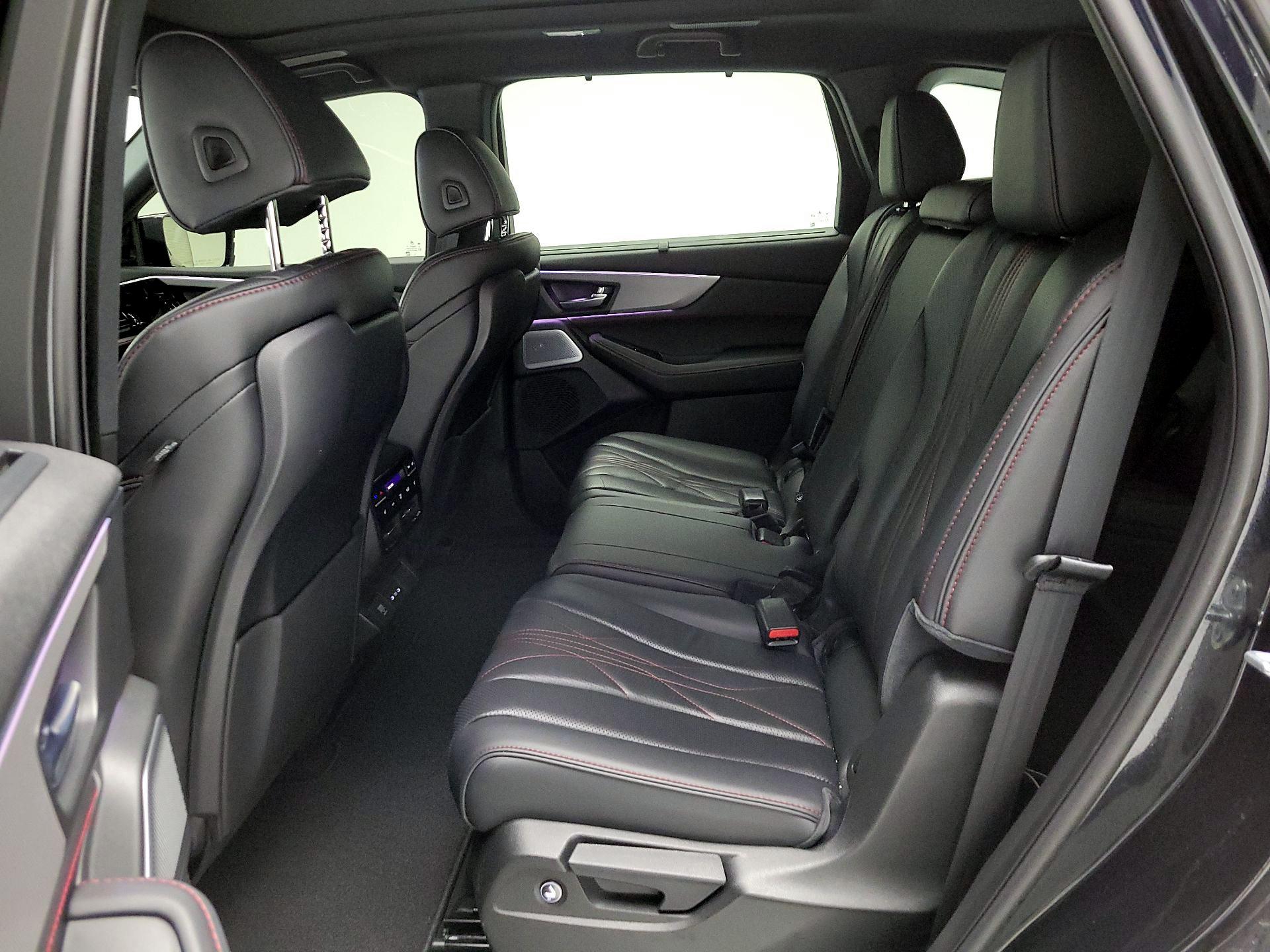 Thumbnail: 2025 Acura MDX - 19