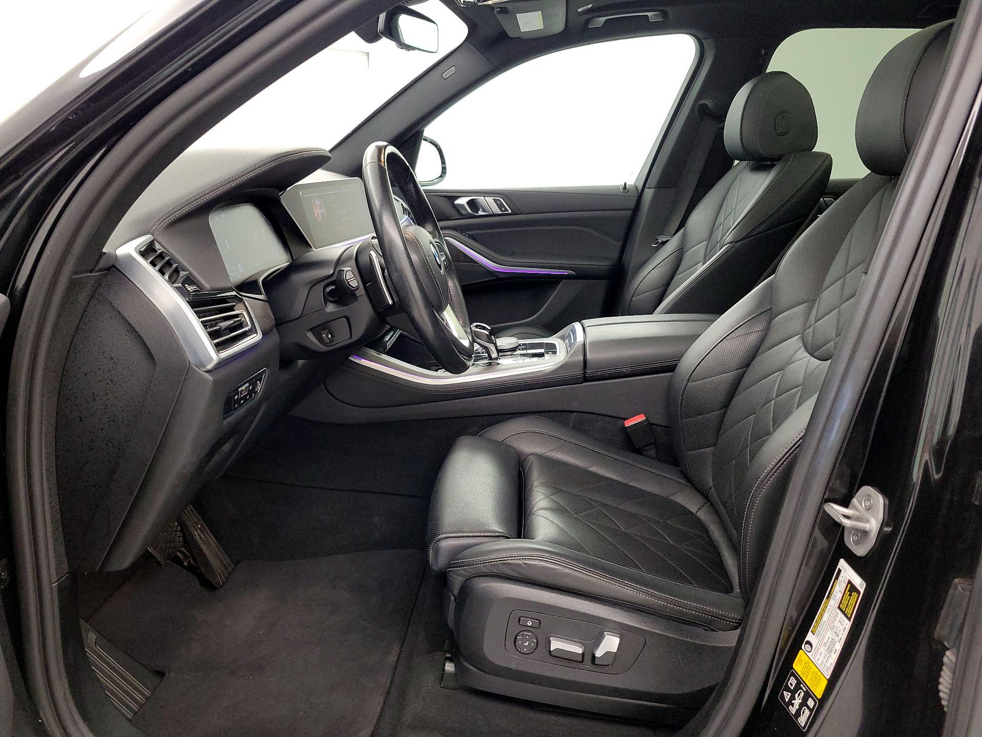 Thumbnail: 2023 BMW X5 - 11