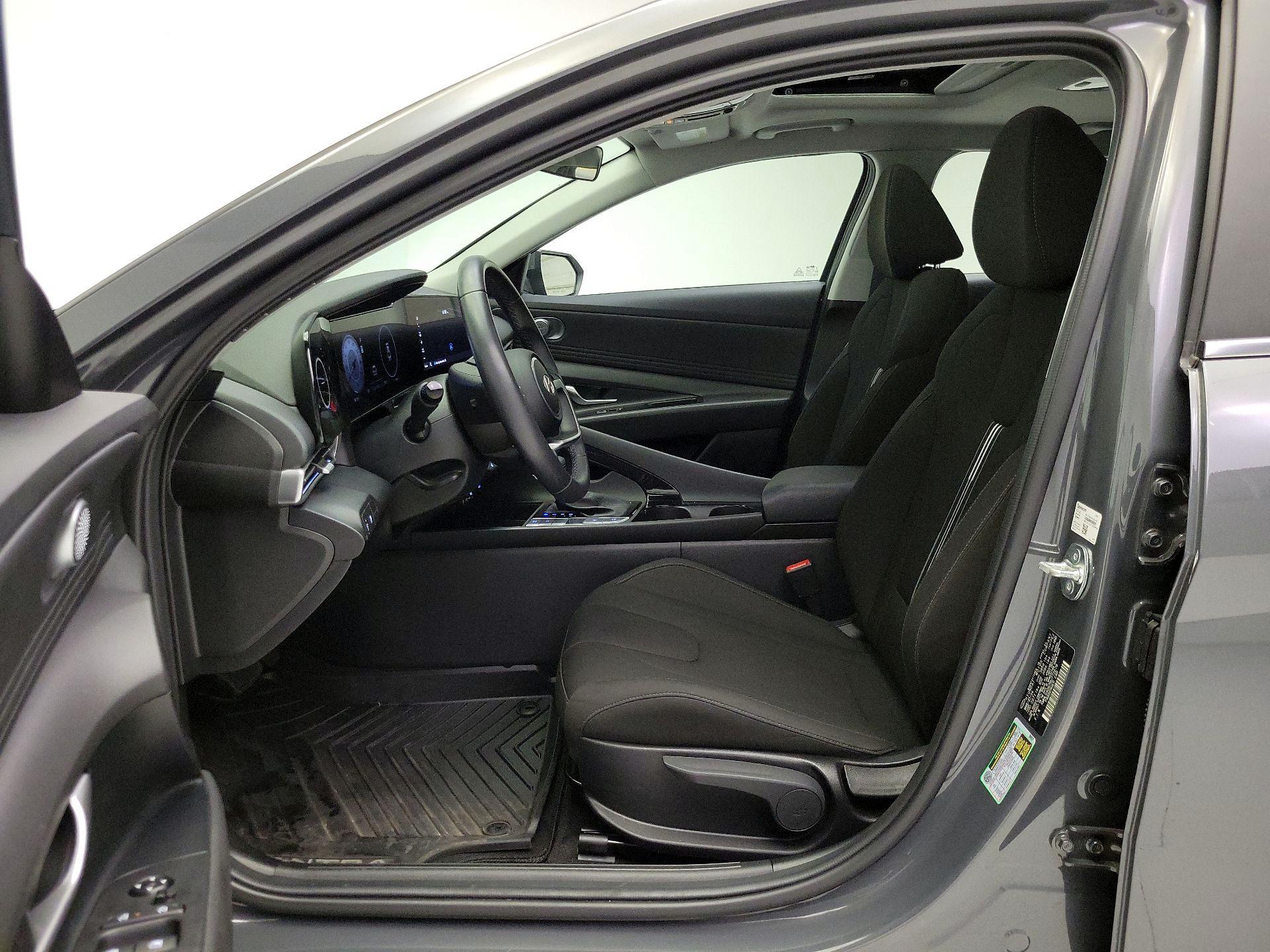 Thumbnail: 2024 Hyundai Elantra - 11