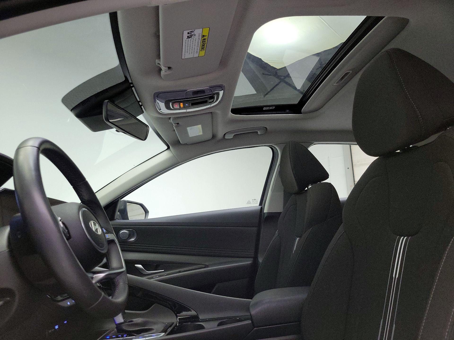 Thumbnail: 2024 Hyundai Elantra - 20