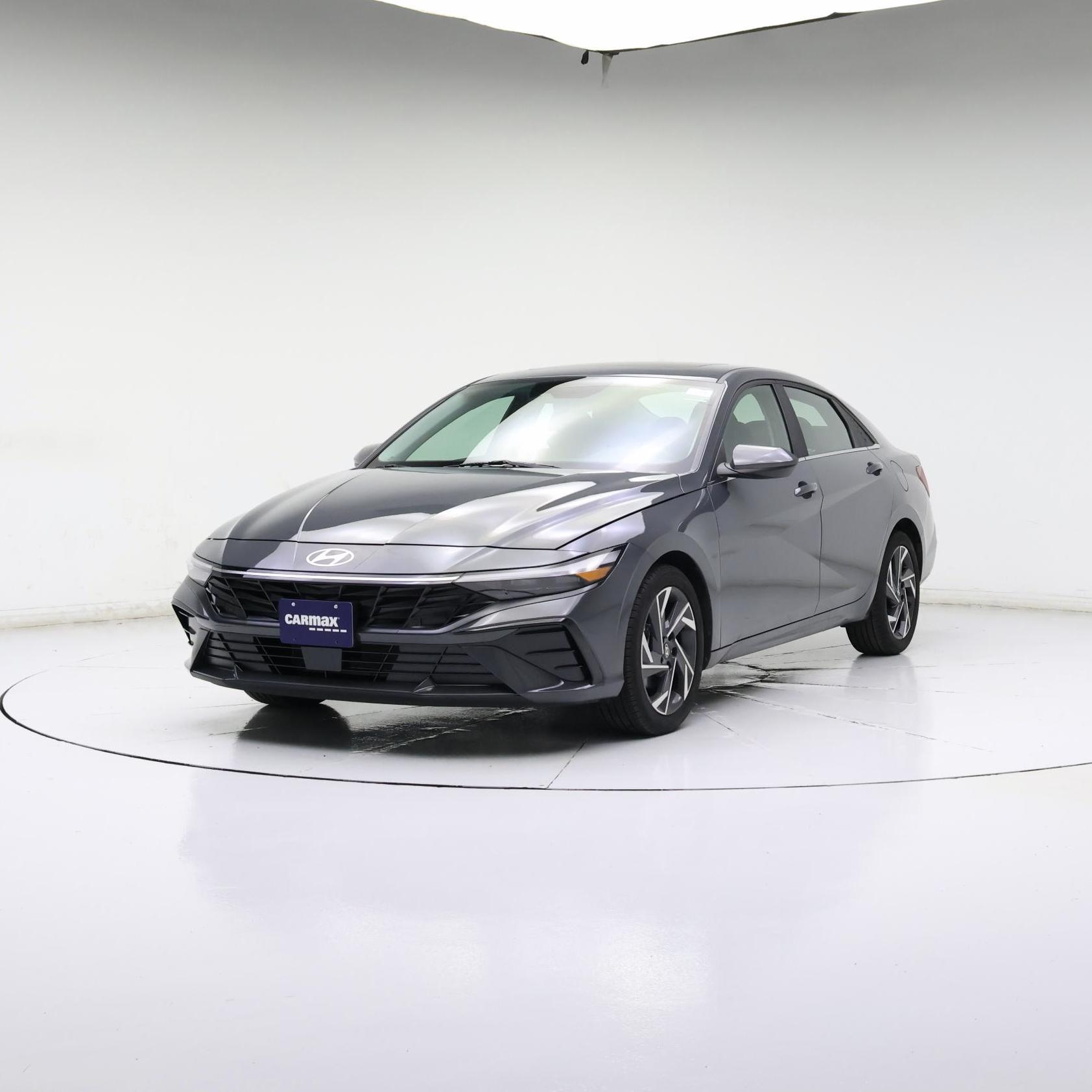 Thumbnail: 2024 Hyundai Elantra - 4