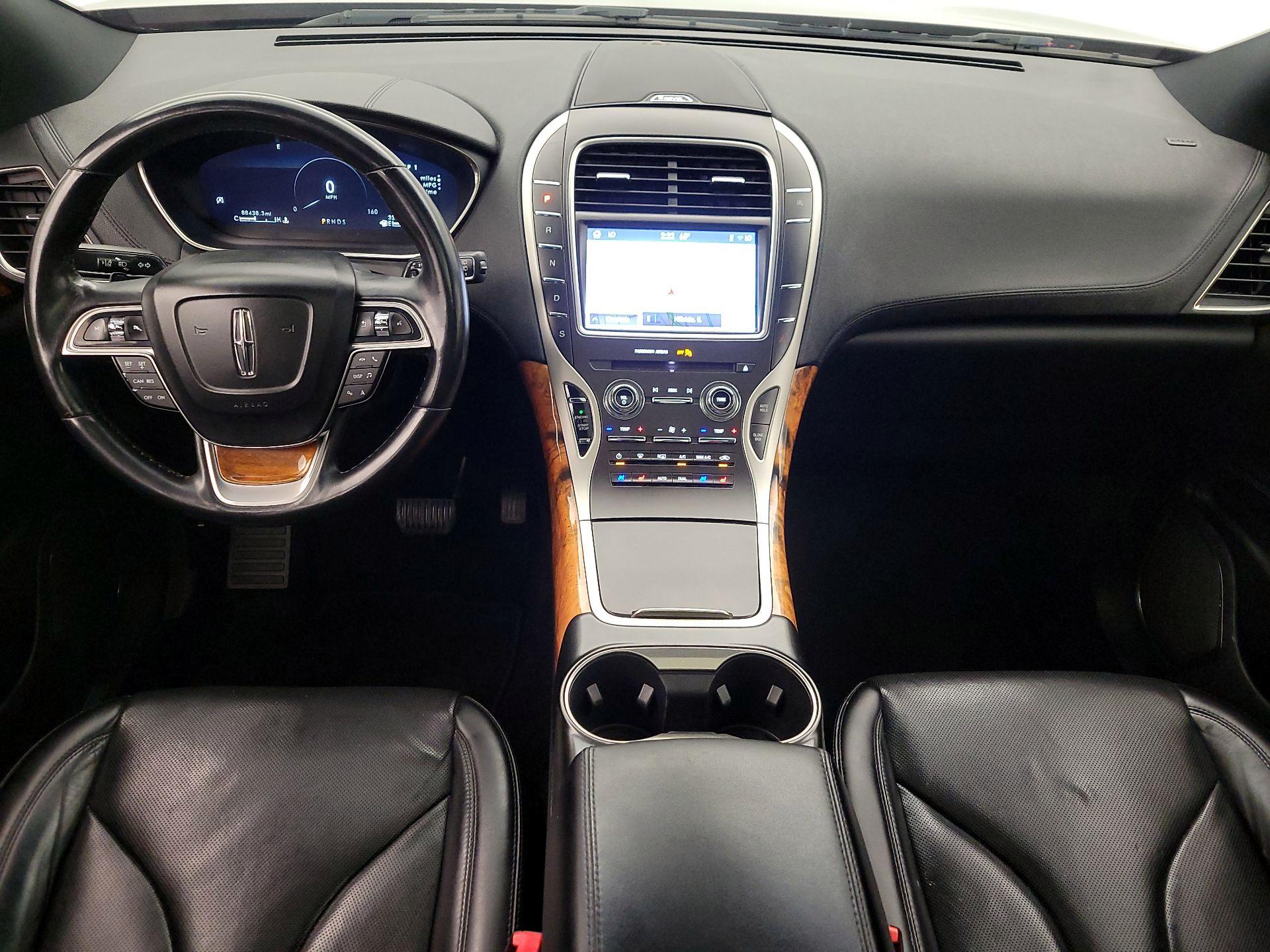 Thumbnail: 2020 Lincoln Nautilus - 9