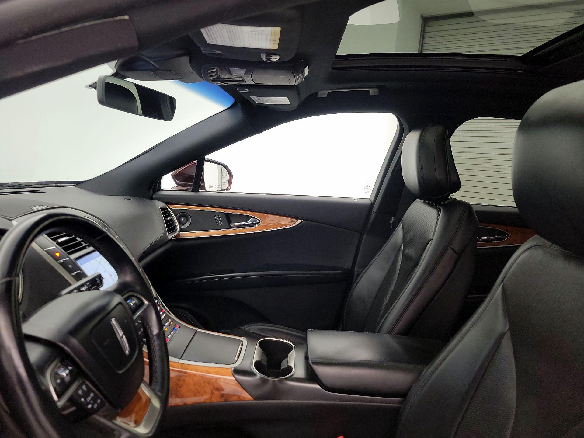 Thumbnail: 2020 Lincoln Nautilus - 20