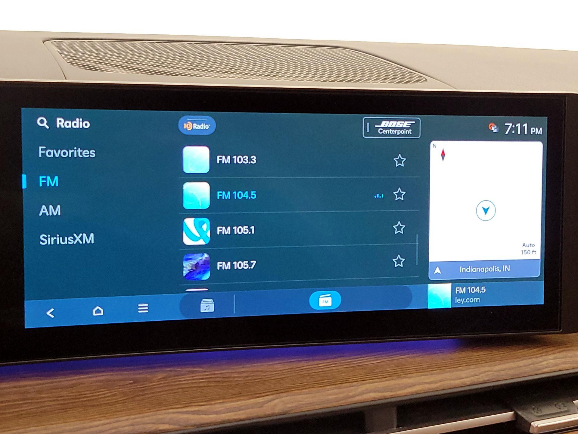 Thumbnail: 2024 Hyundai Santa Fe - 16