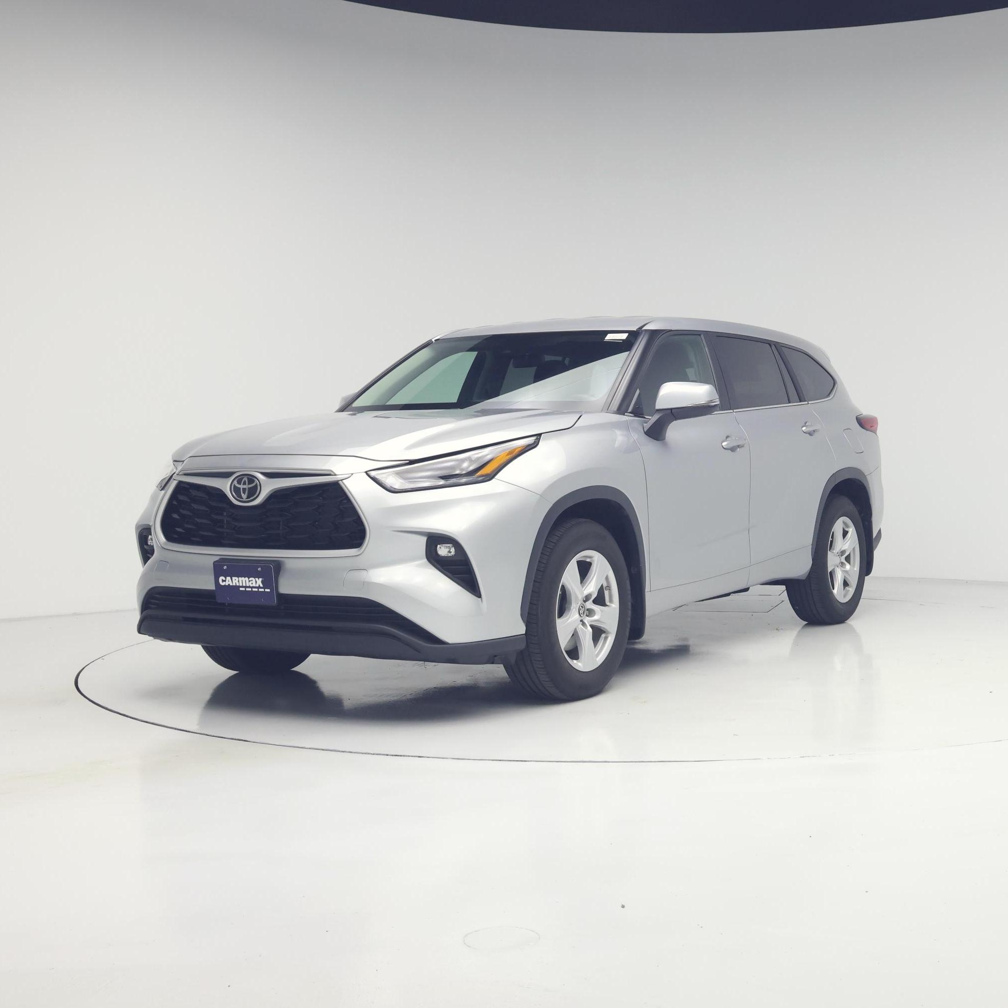 Thumbnail: 2023 Toyota Highlander - 4