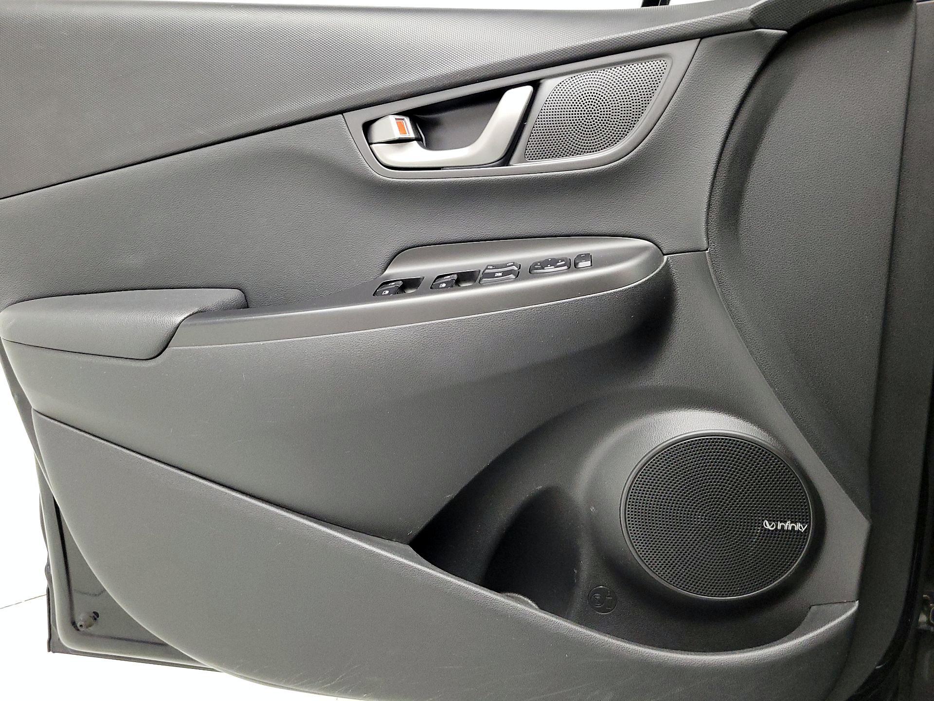 Thumbnail: 2020 Hyundai Kona - 12