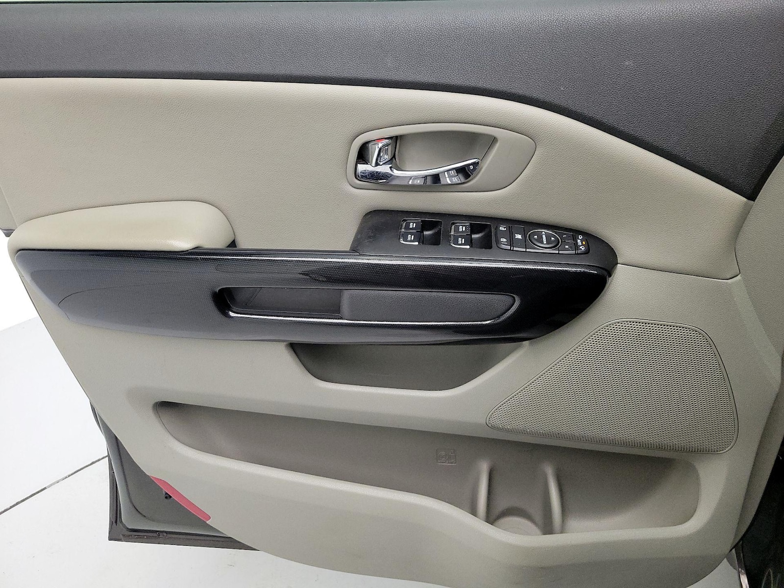 2016 Kia Sedona EX - Photo 13