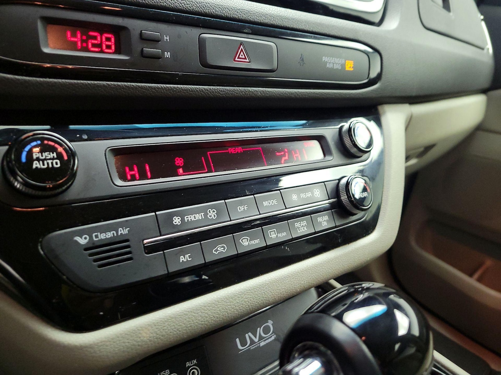 2016 Kia Sedona EX - Photo 15