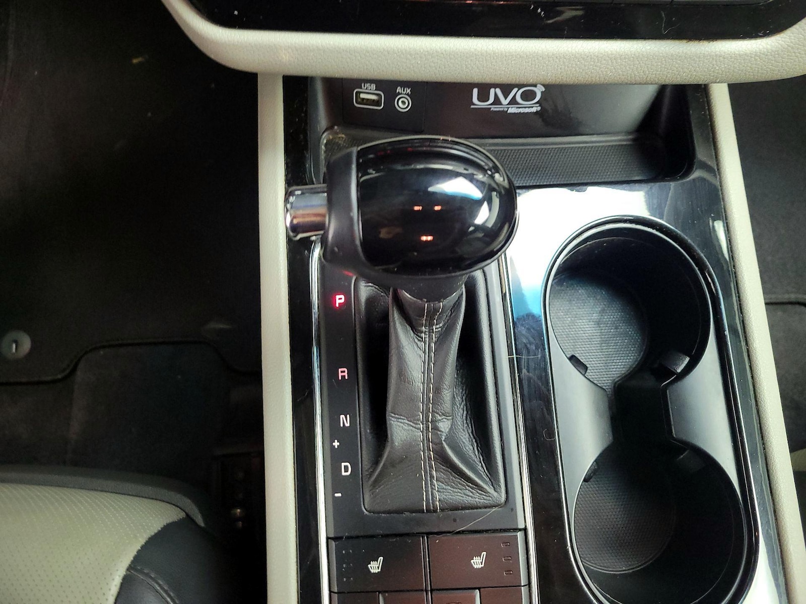 2016 Kia Sedona EX - Photo 16