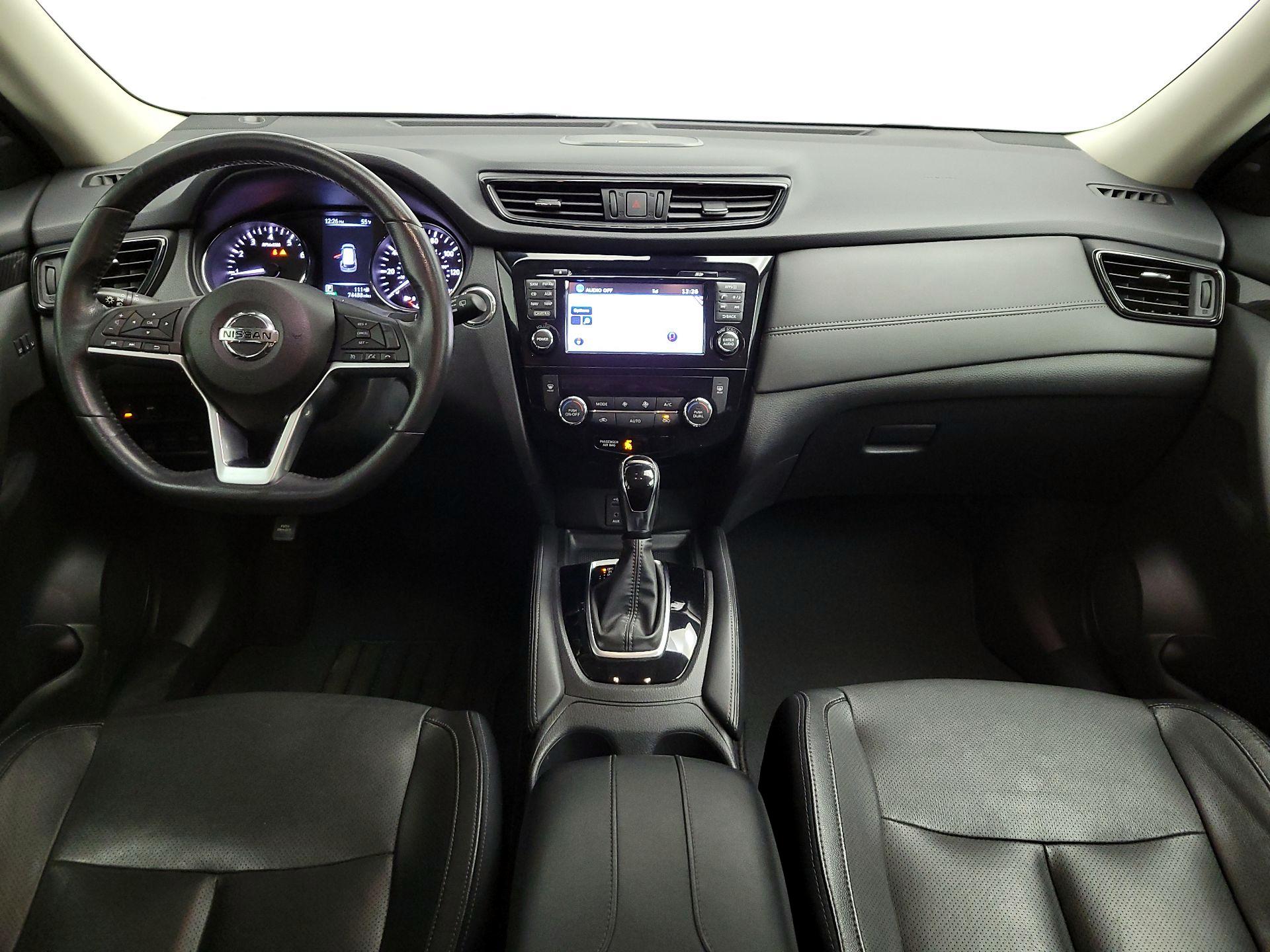 Thumbnail: 2017 Nissan Rogue - 9