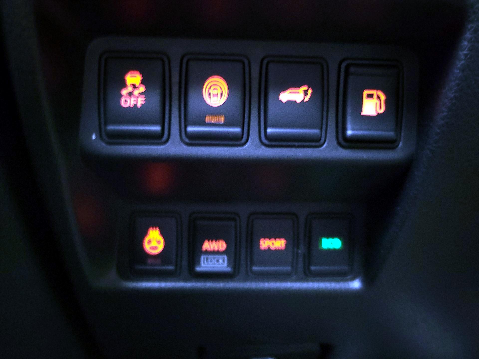 Thumbnail: 2018 Nissan Rogue - 13