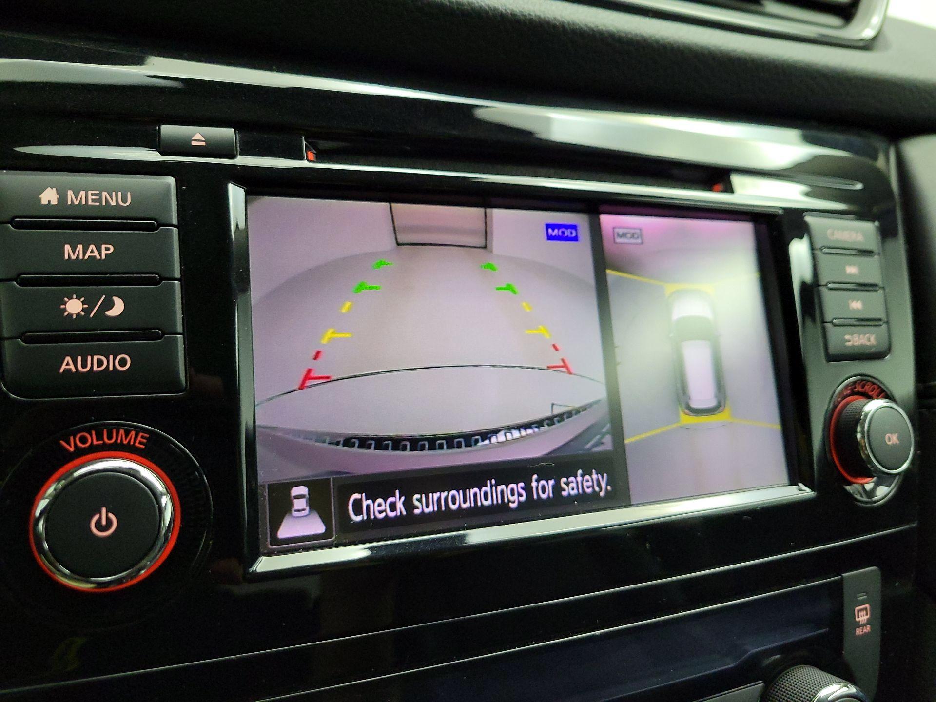 Thumbnail: 2018 Nissan Rogue - 15