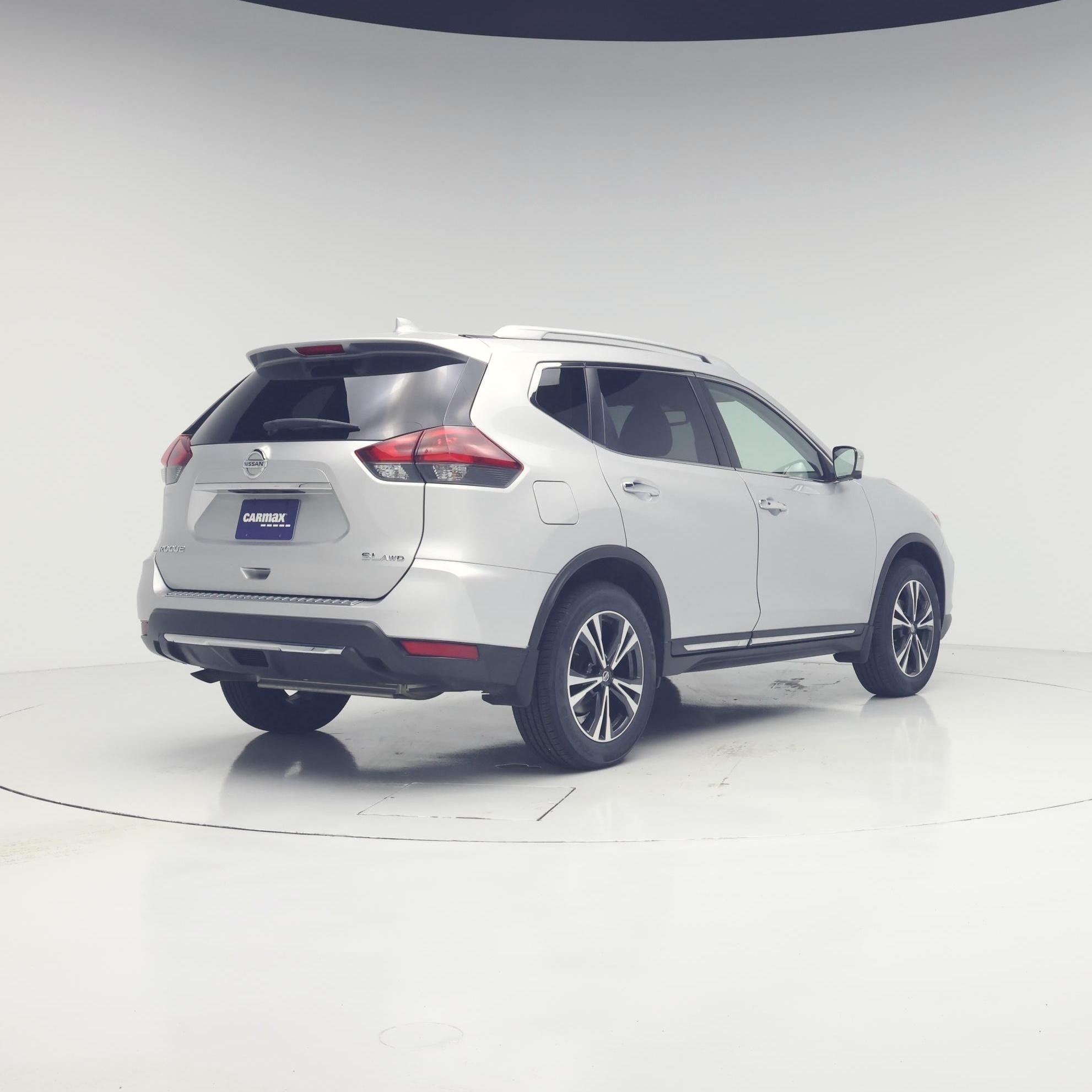 Thumbnail: 2018 Nissan Rogue - 8