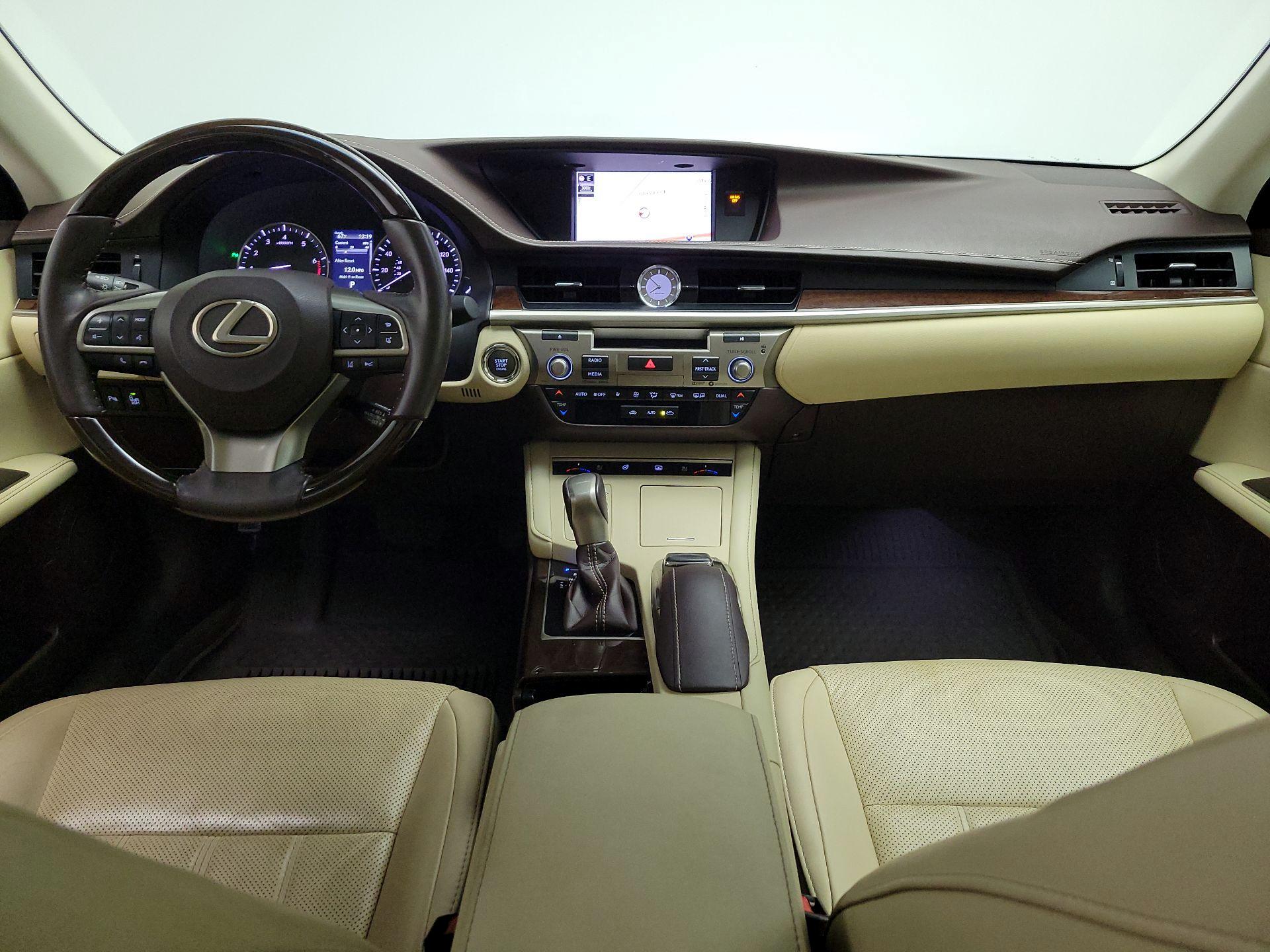Thumbnail: 2018 Lexus ES - 9