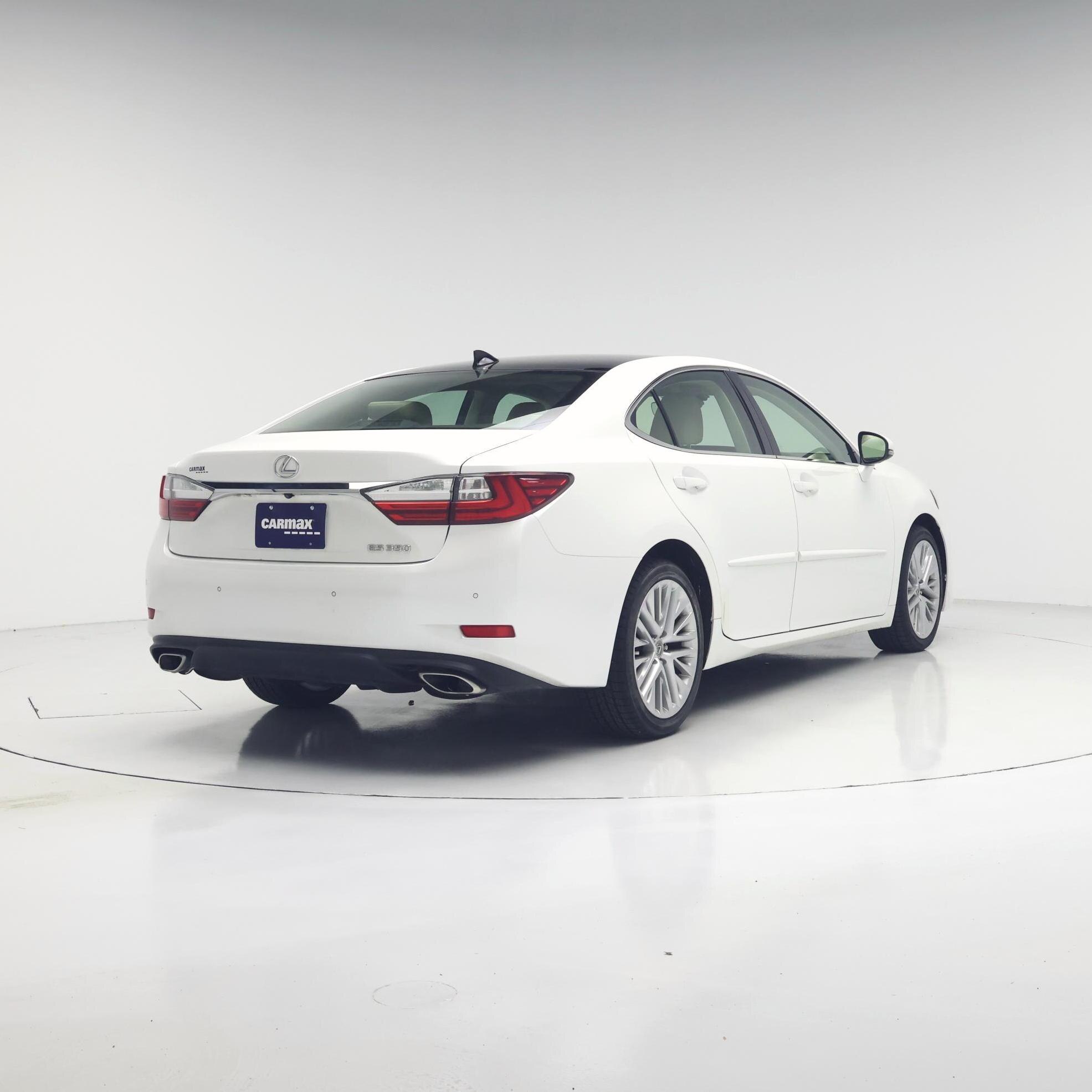 Thumbnail: 2018 Lexus ES - 8