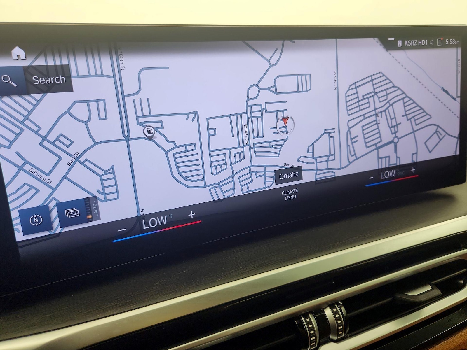 2024 BMW 3 Series 330i - Photo 15