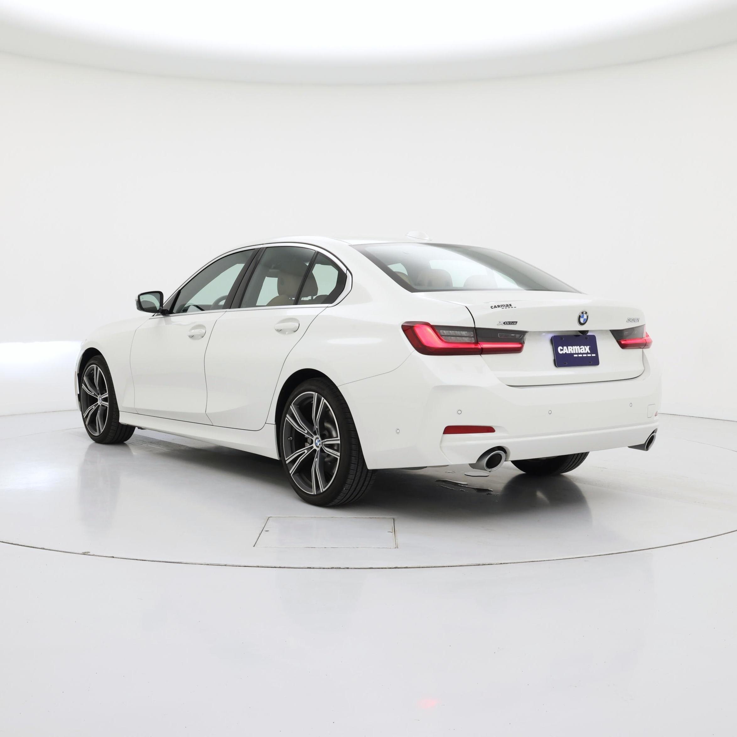 Thumbnail: 2024 BMW 3 Series - 2