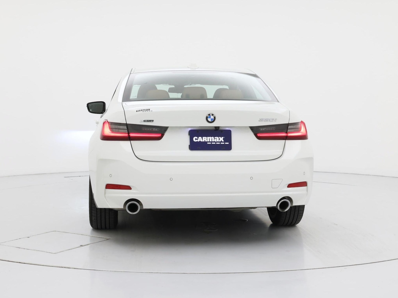 2024 BMW 3 Series 330i - Photo 7