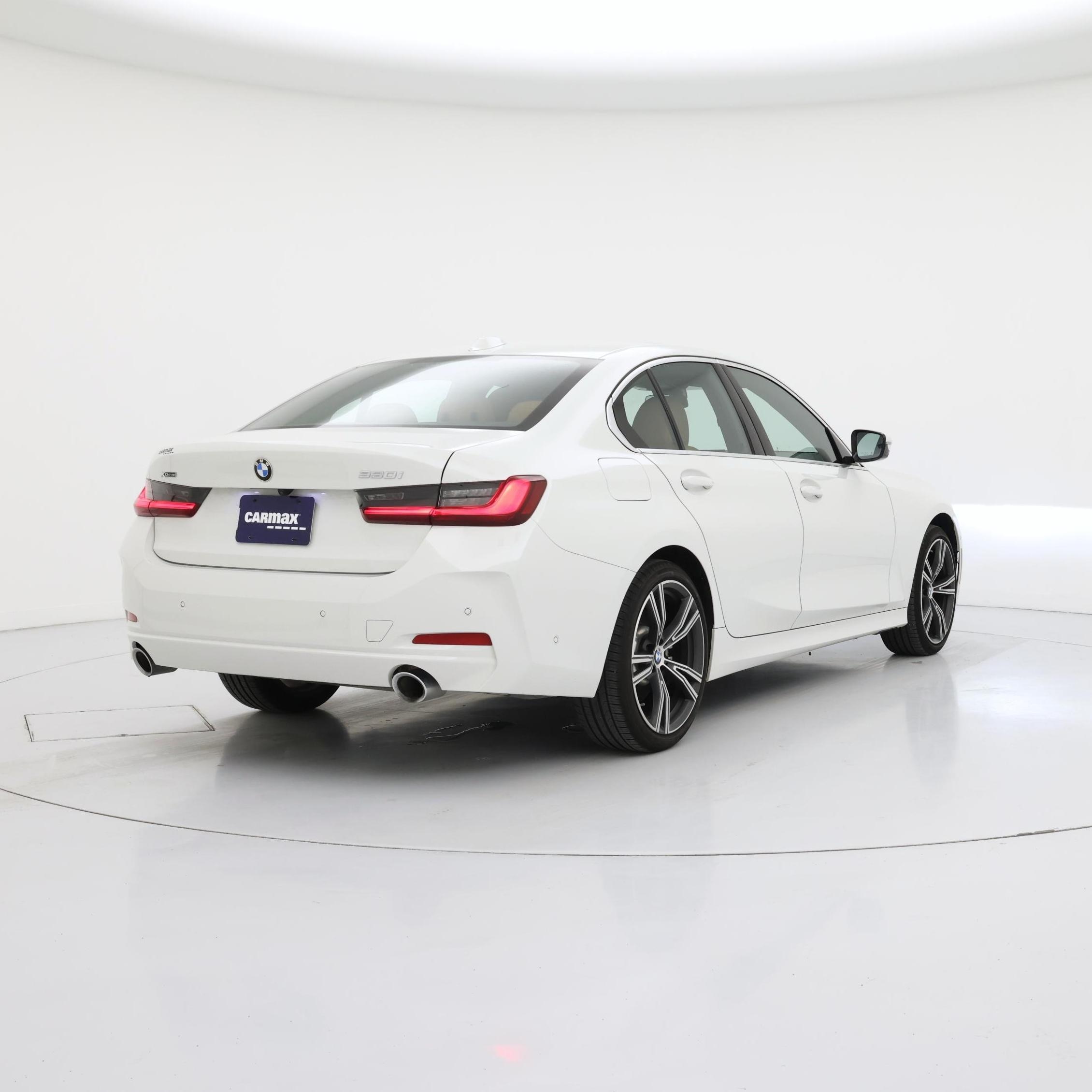 Thumbnail: 2024 BMW 3 Series - 8