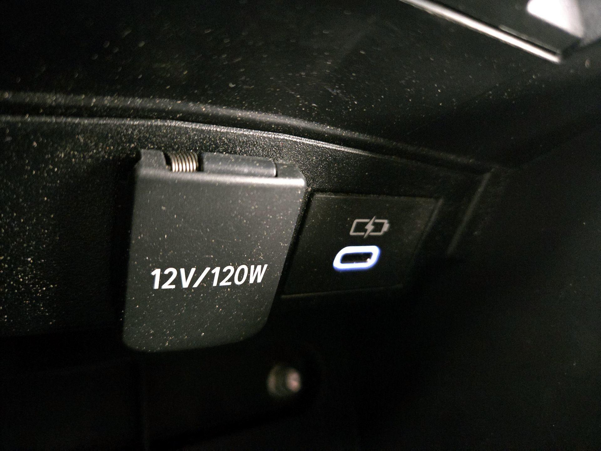 Thumbnail: 2024 Toyota Corolla - 18
