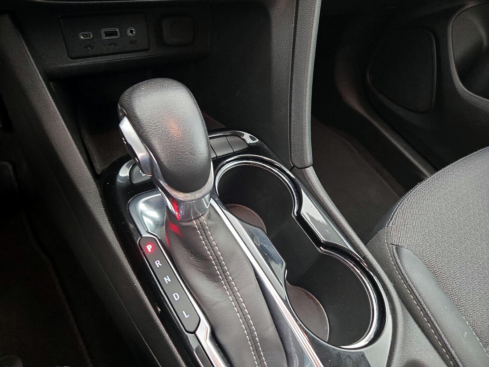 Thumbnail: 2022 Buick Encore GX - 17