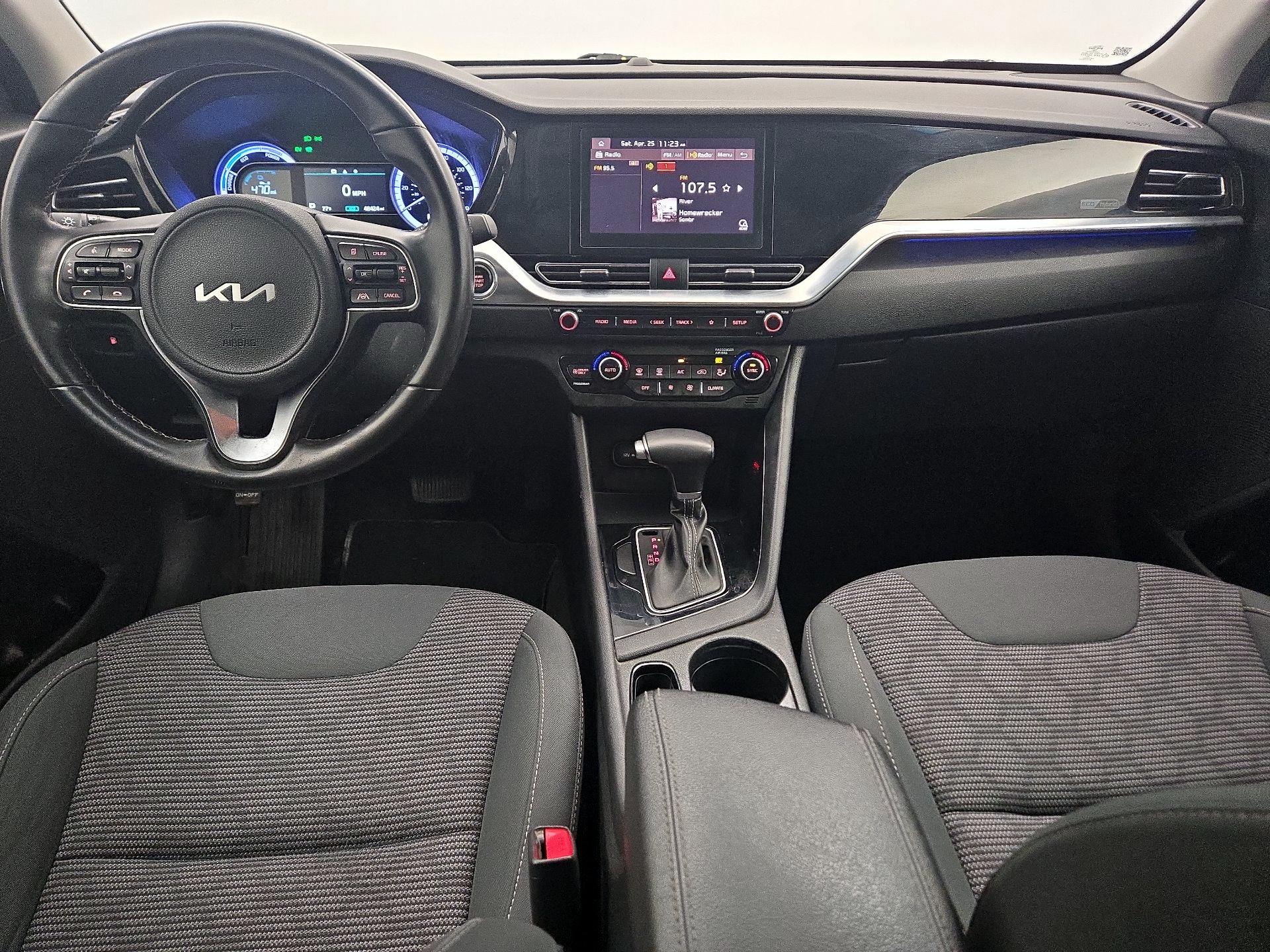 Thumbnail: 2022 Kia Niro - 9