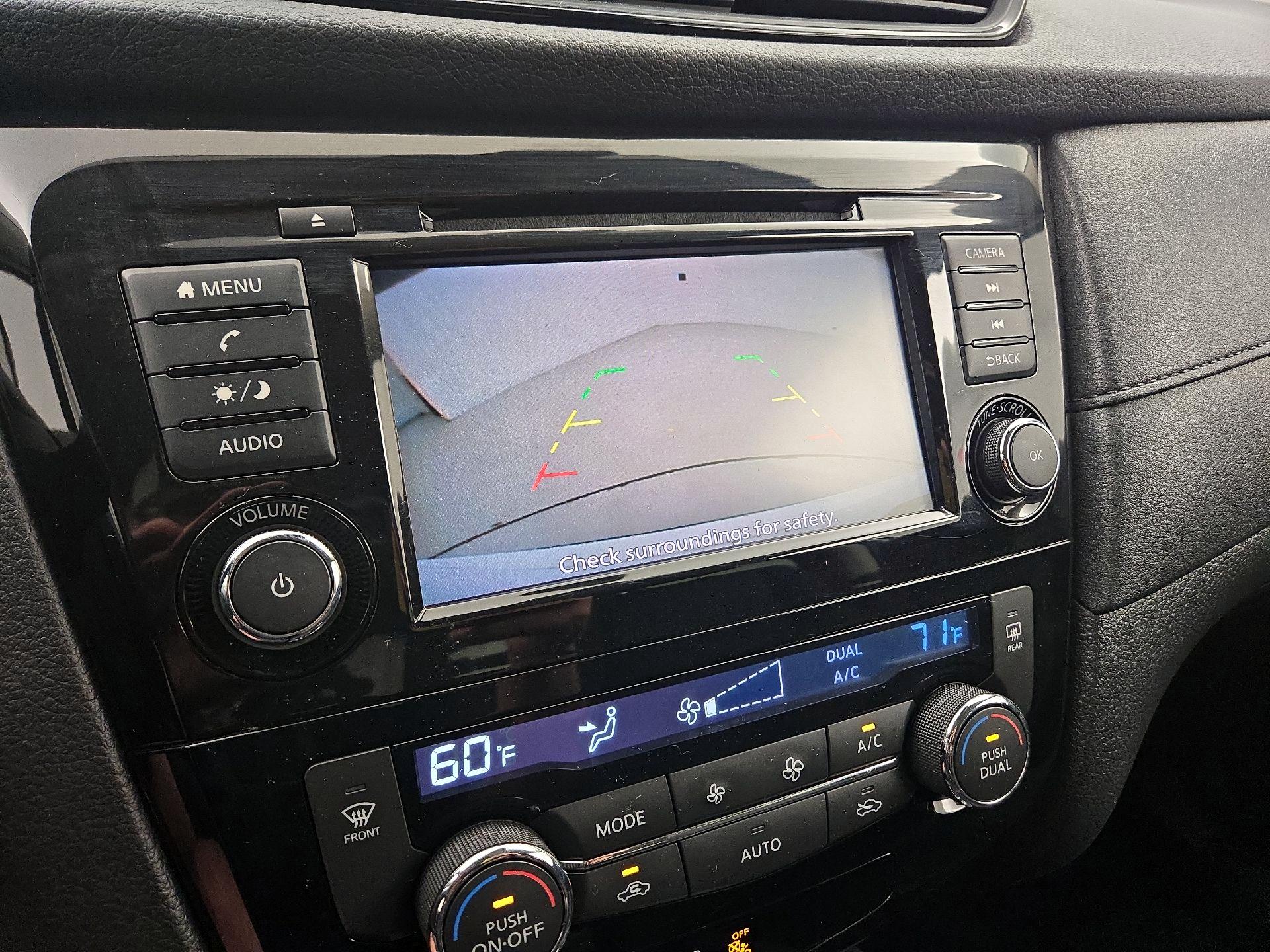 Thumbnail: 2020 Nissan Rogue - 14