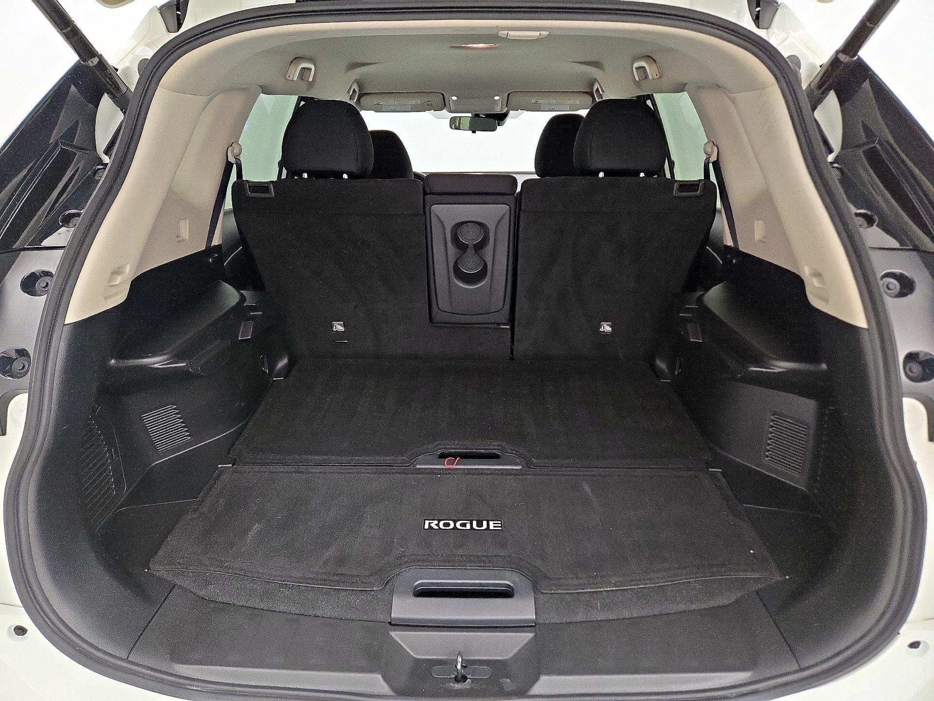 Thumbnail: 2020 Nissan Rogue - 20