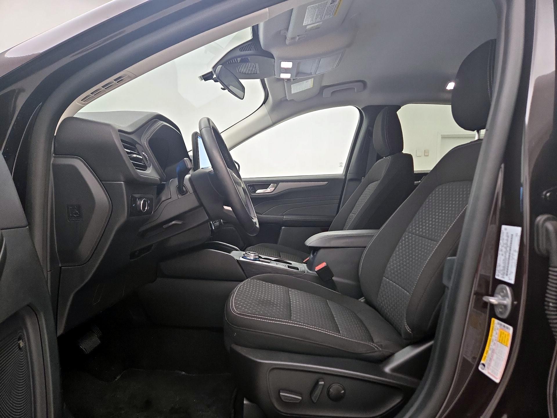 Thumbnail: 2023 Ford Escape - 11