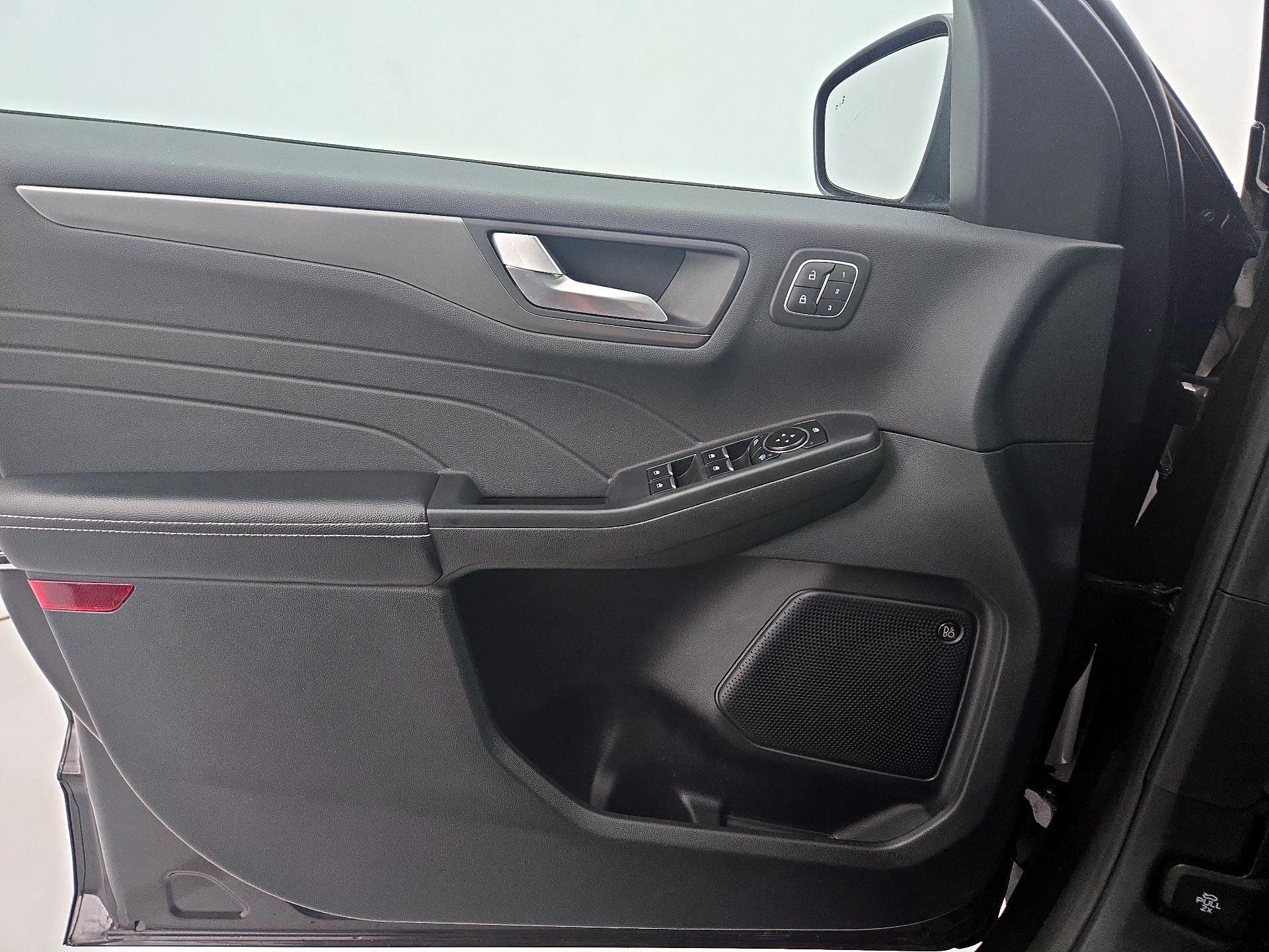 Thumbnail: 2023 Ford Escape - 12