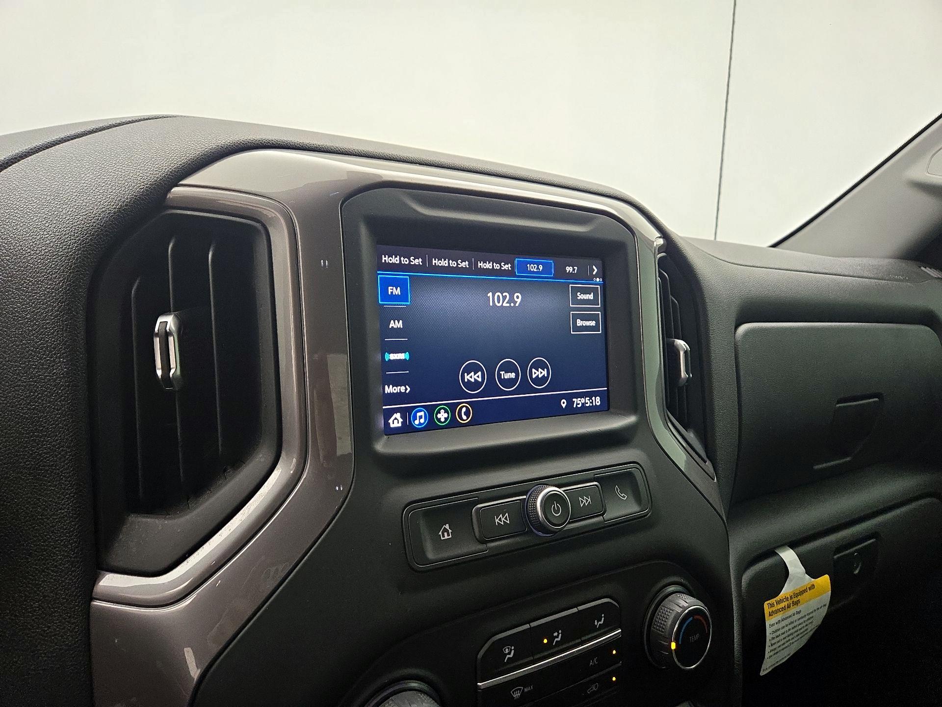 Thumbnail: 2021 Chevrolet Silverado 1500 - 15