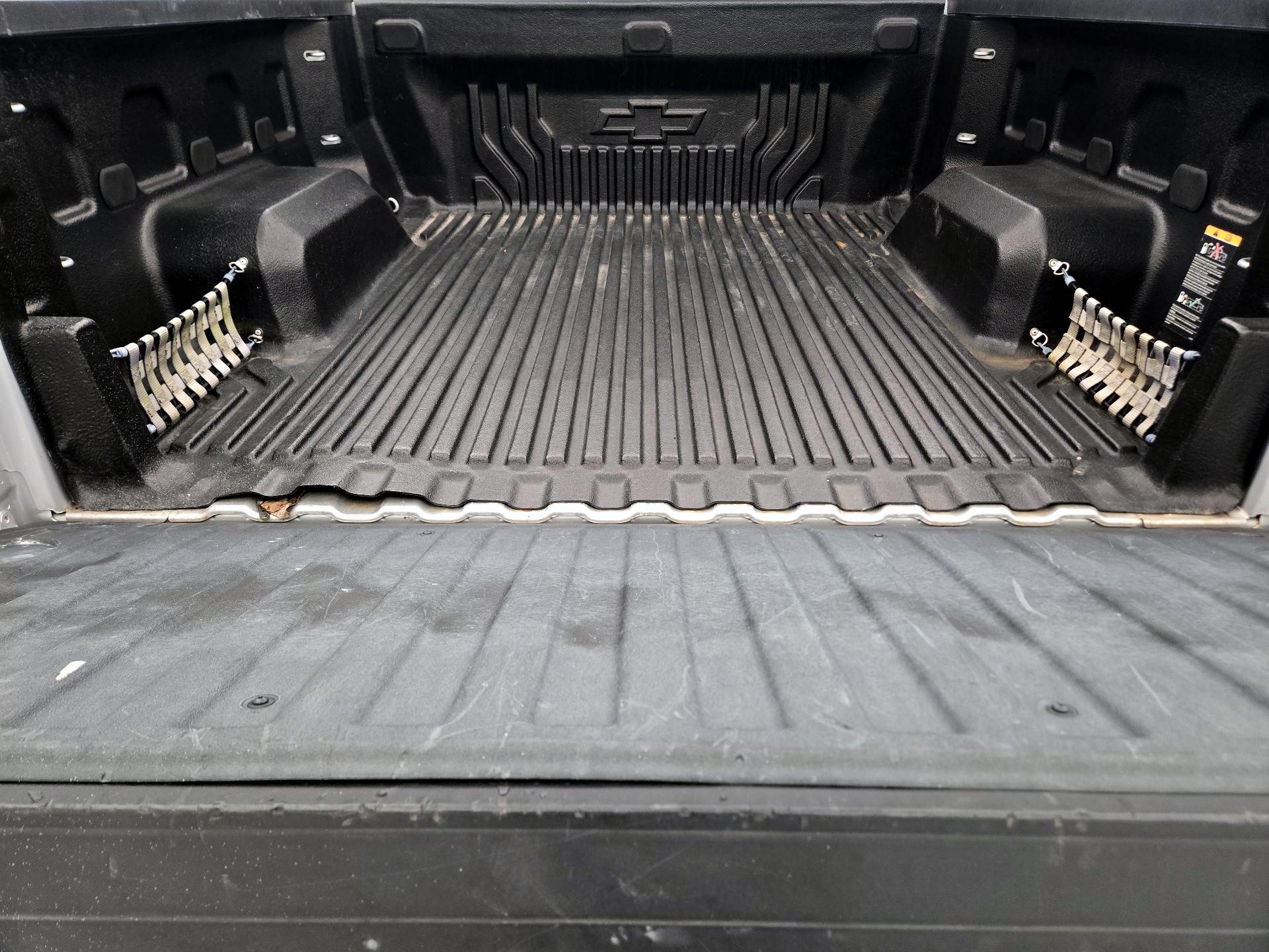 Thumbnail: 2021 Chevrolet Silverado 1500 - 20