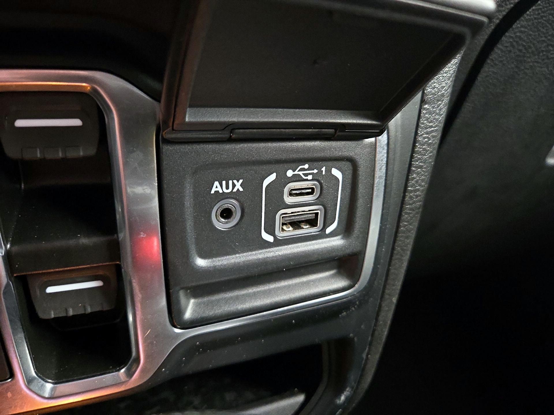 Thumbnail: 2024 Jeep Wrangler - 19