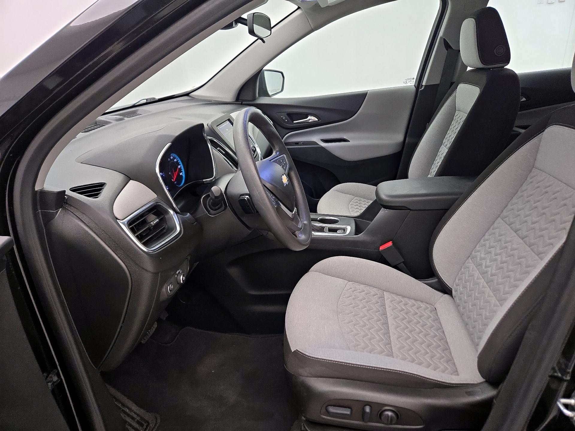 Thumbnail: 2022 Chevrolet Equinox - 11