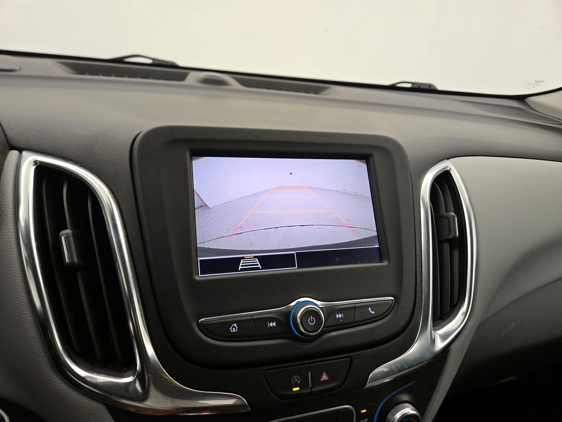 Thumbnail: 2022 Chevrolet Equinox - 14