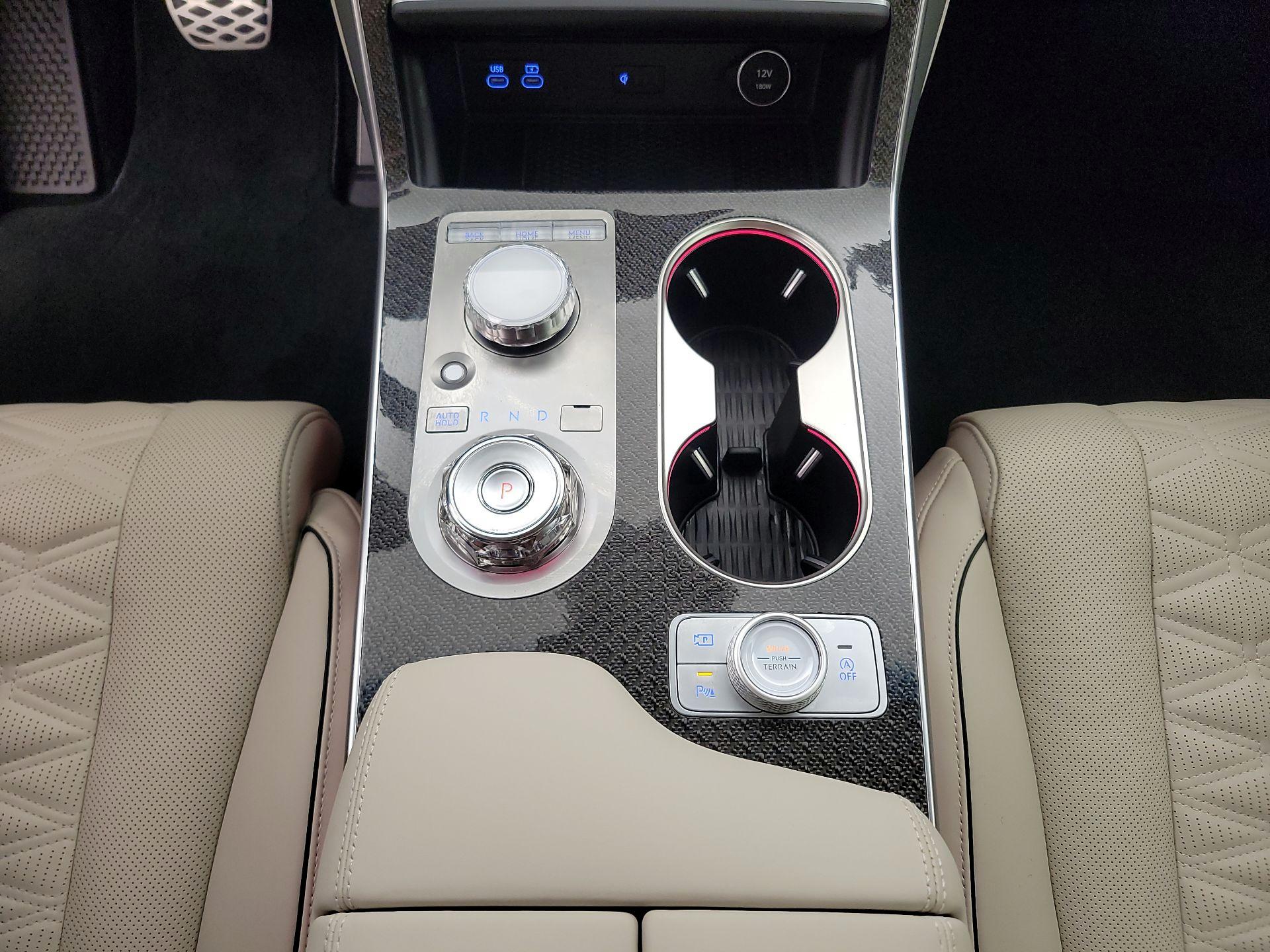 Thumbnail: 2026 Genesis GV80 - 18