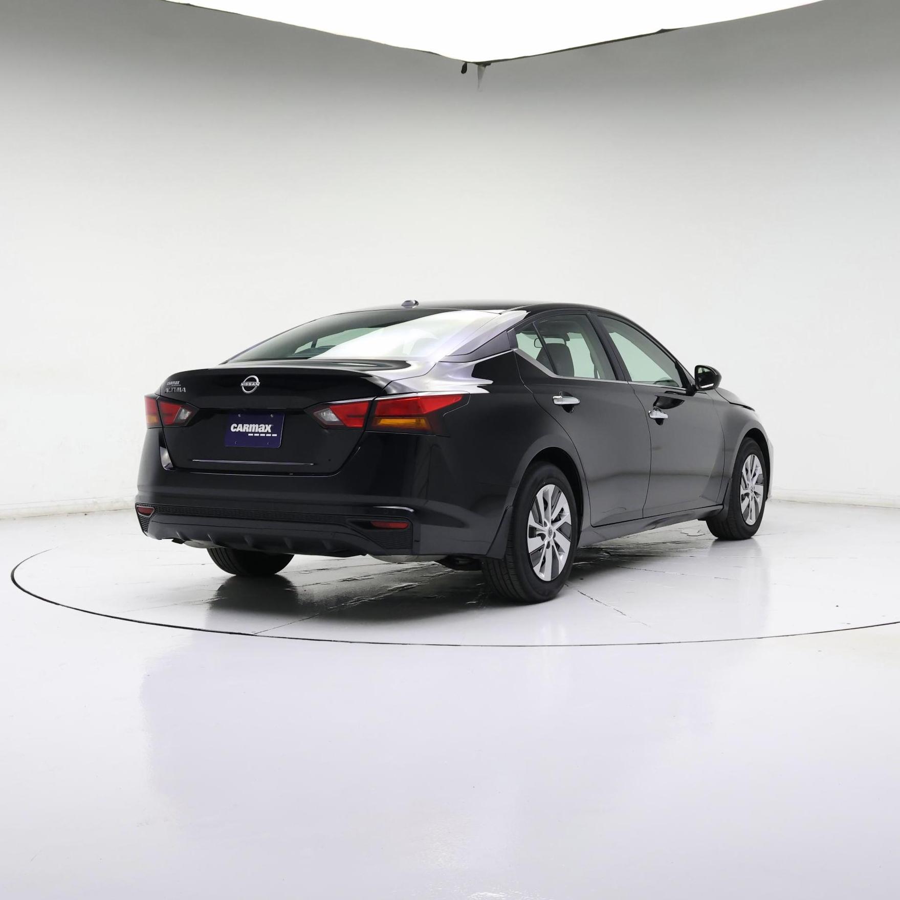 Thumbnail: 2025 Nissan Altima - 8
