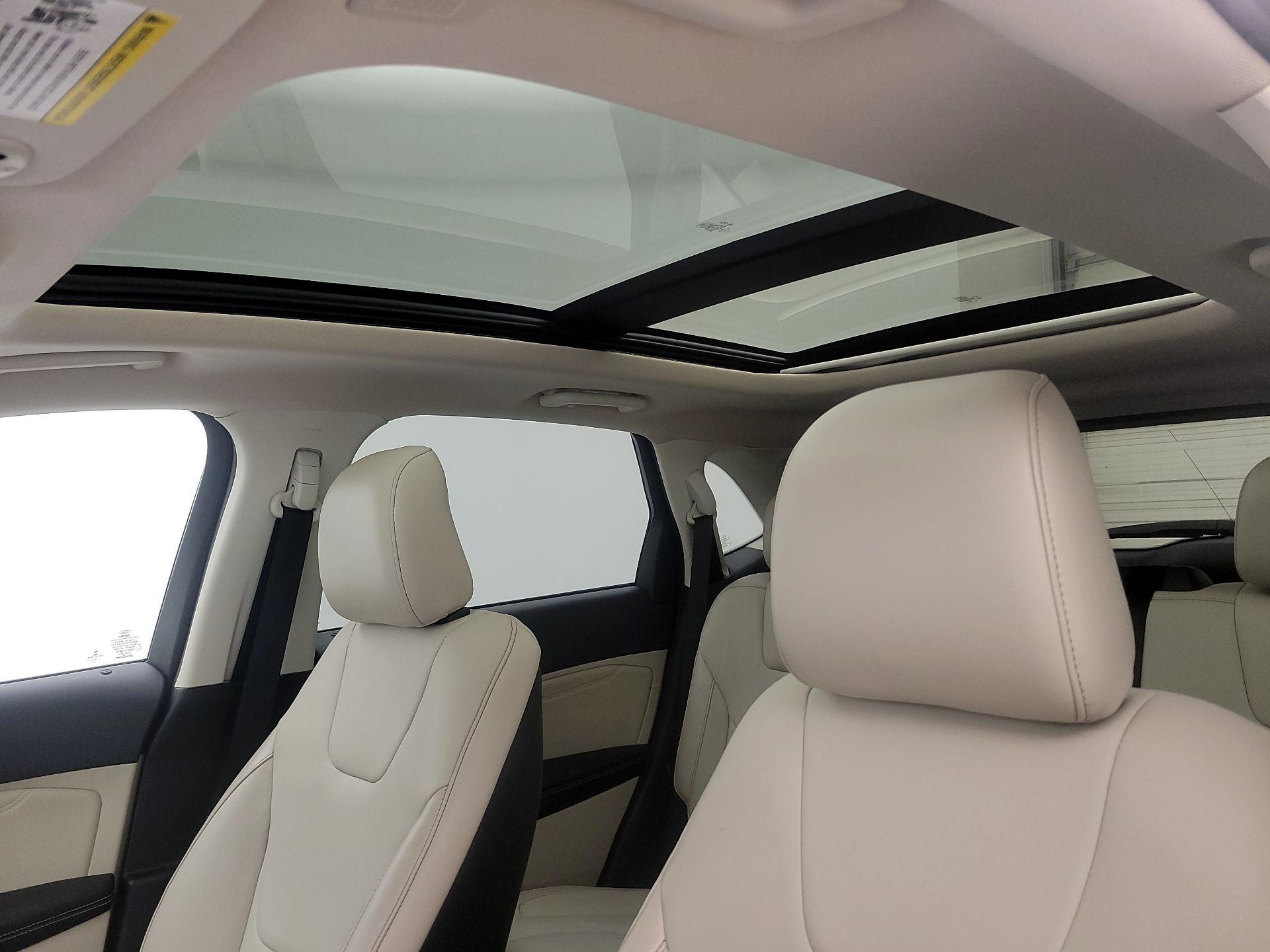 Thumbnail: 2020 Ford Edge - 19