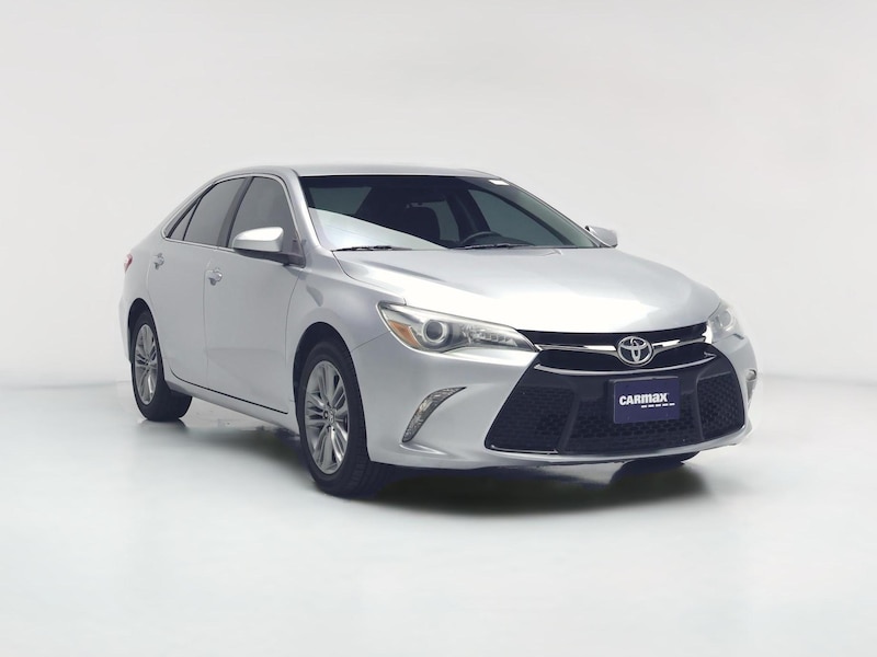 2017 Toyota Camry SE -
                  Naperville, IL