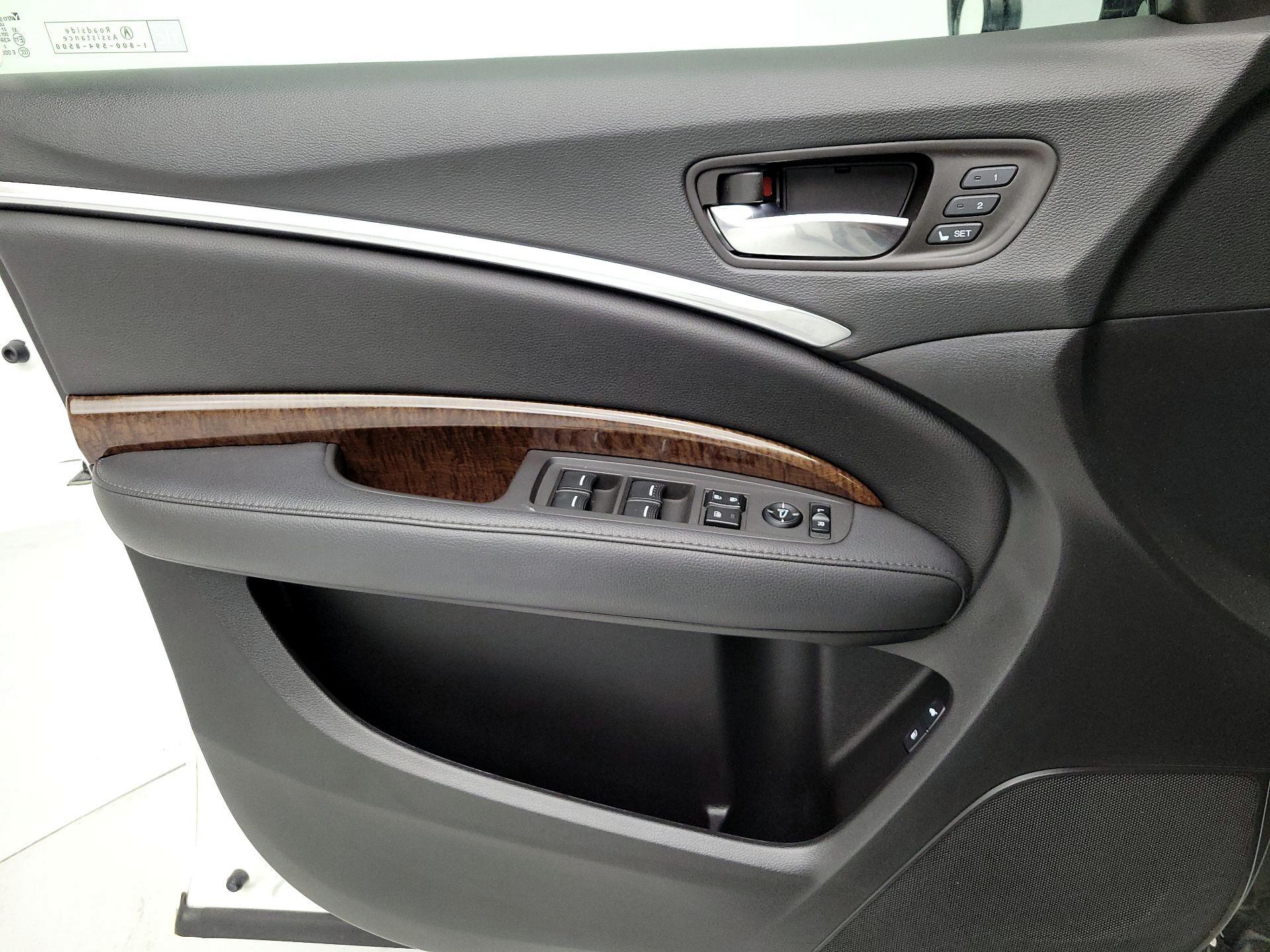 Thumbnail: 2019 Acura MDX - 12