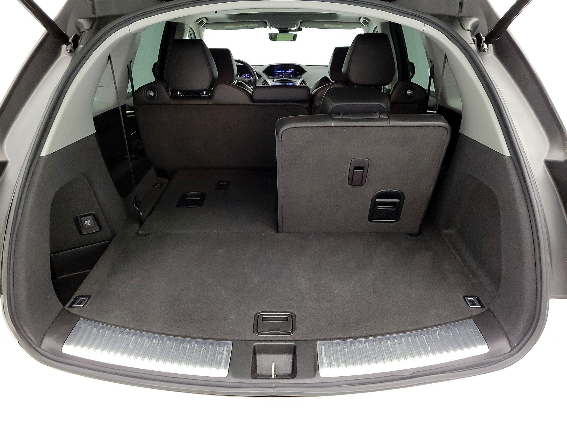 Thumbnail: 2019 Acura MDX - 16