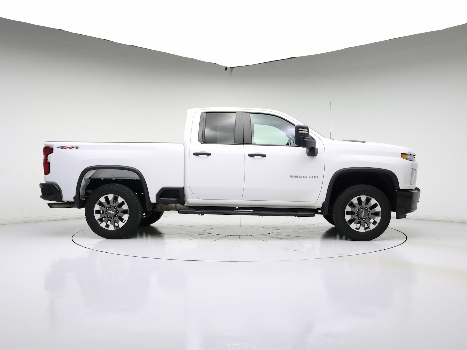 2023 Chevrolet Silverado 2500HD Custom - Photo 8